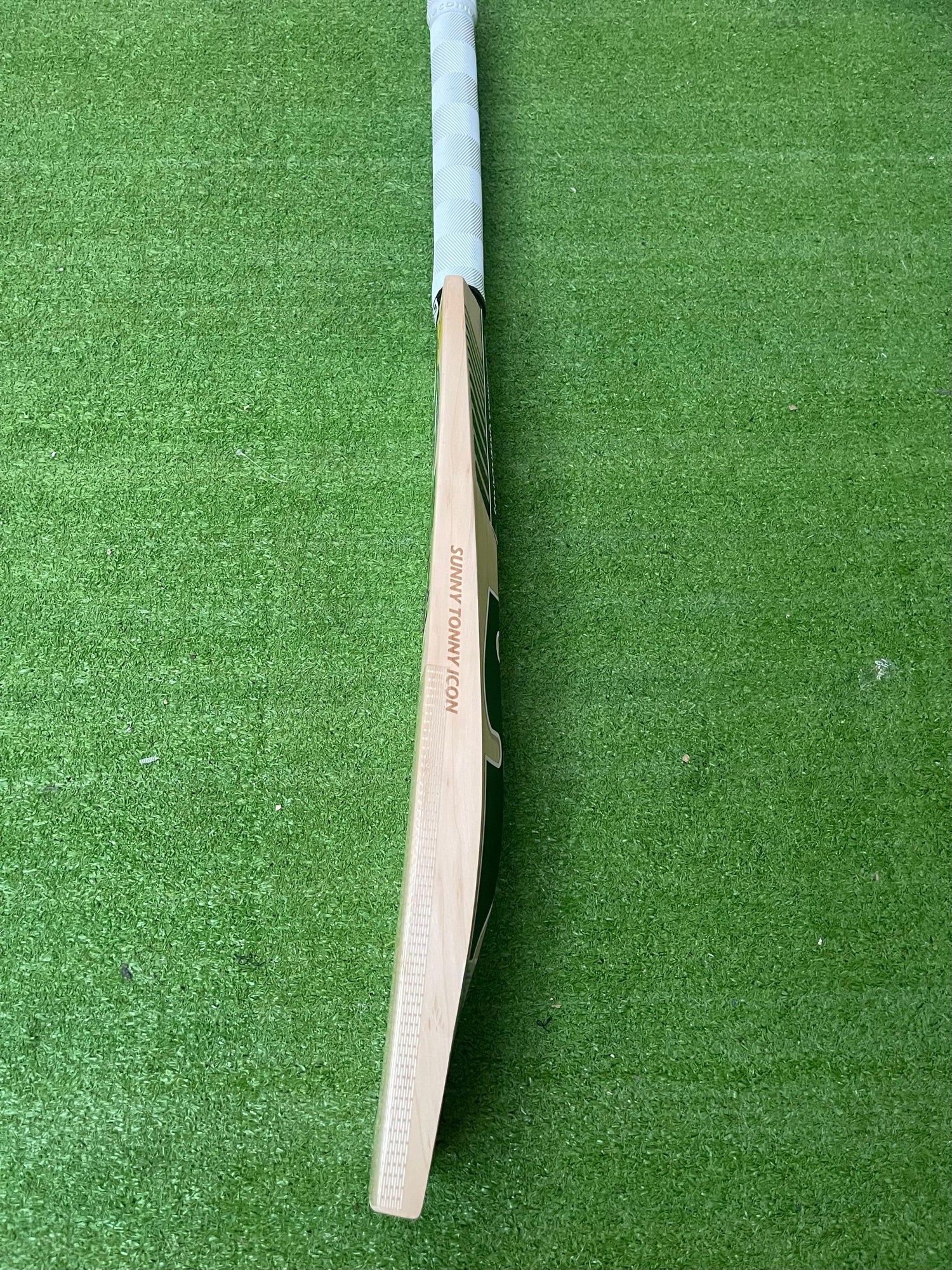 SG SUNNY TONNY ICON BLACK English willow Cricket Bat -1167g- 8 Grains