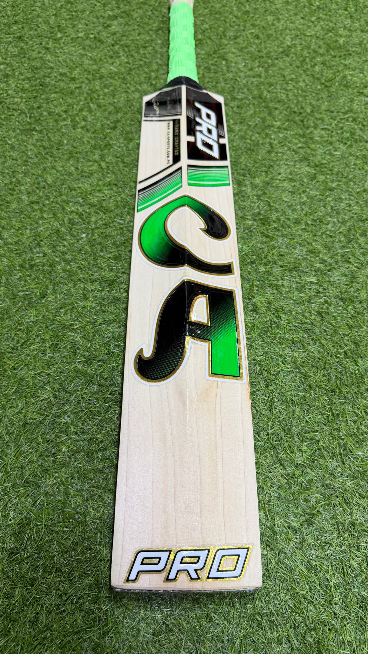 CA Pro 15000 English Willow Bat 1177g - 7  Grains