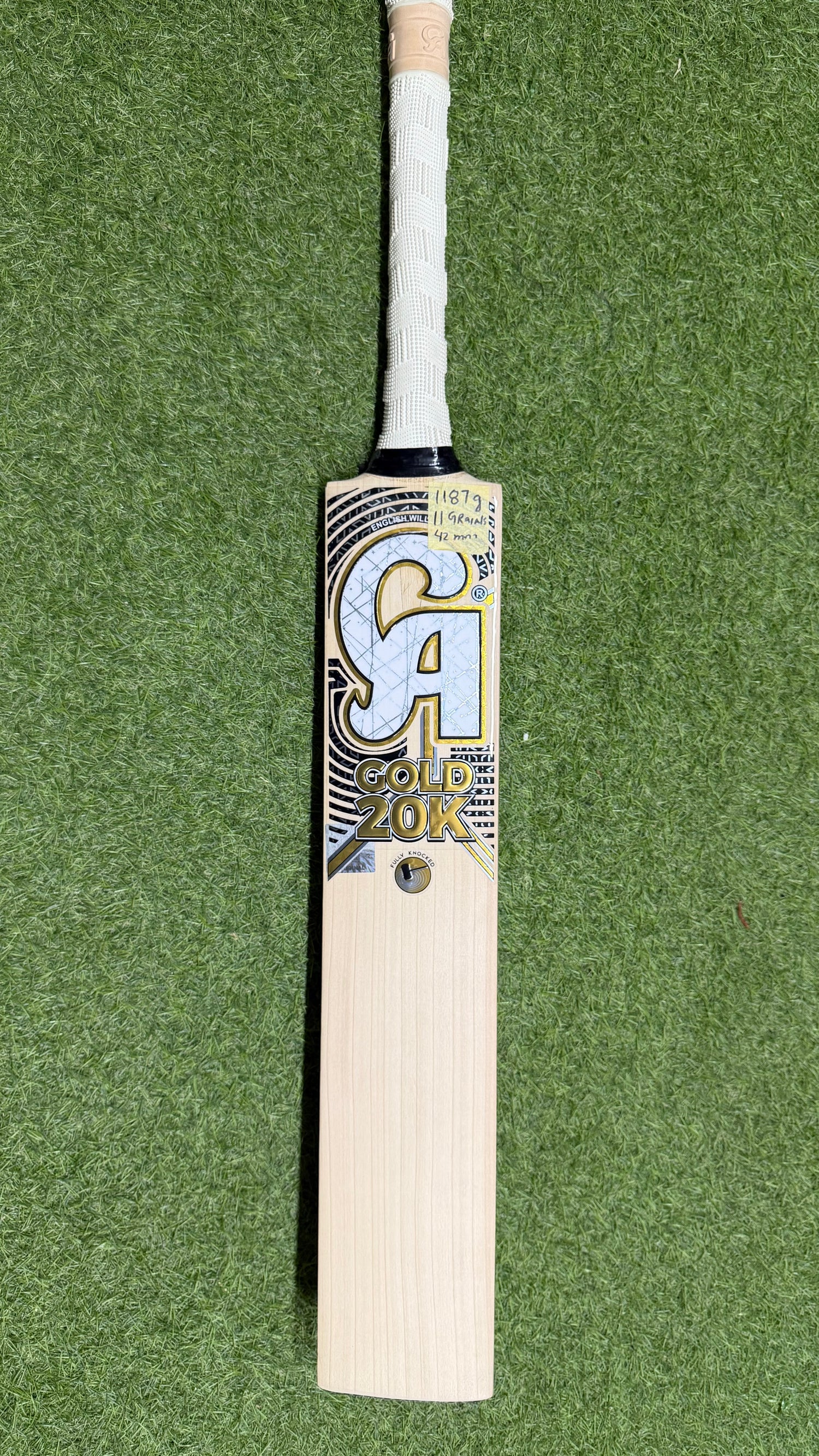 CA Gold 20k Cricket Bat-English Willow-11 Grains-1187g
