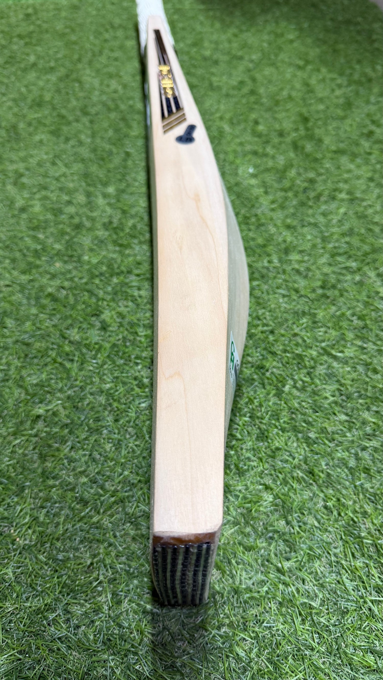 CA Gold 20k Cricket Bat-English Willow-11 Grains-1187g
