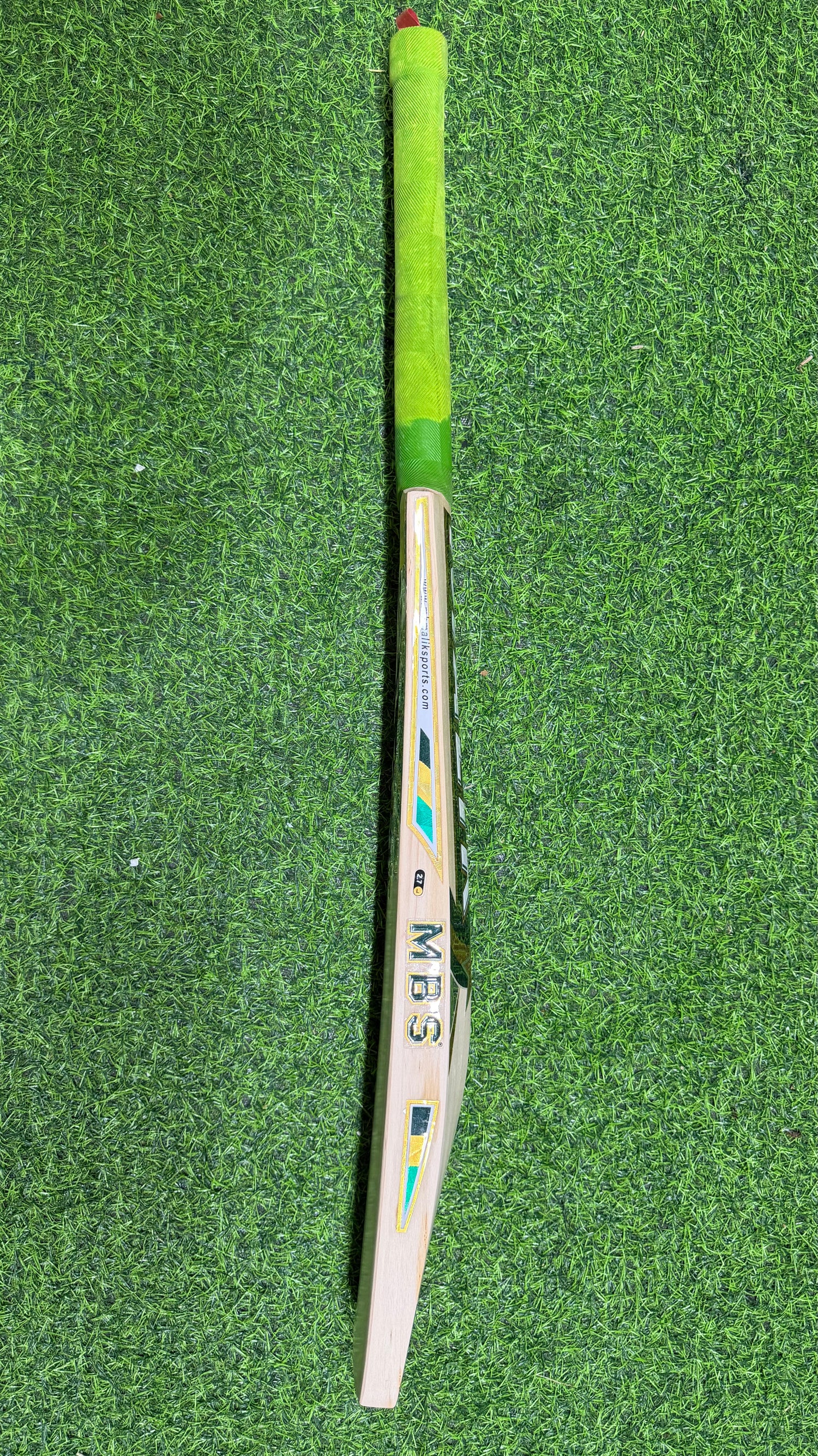 MB MALIK Players edition English Willow Cricket bat-1190g-7 Grains