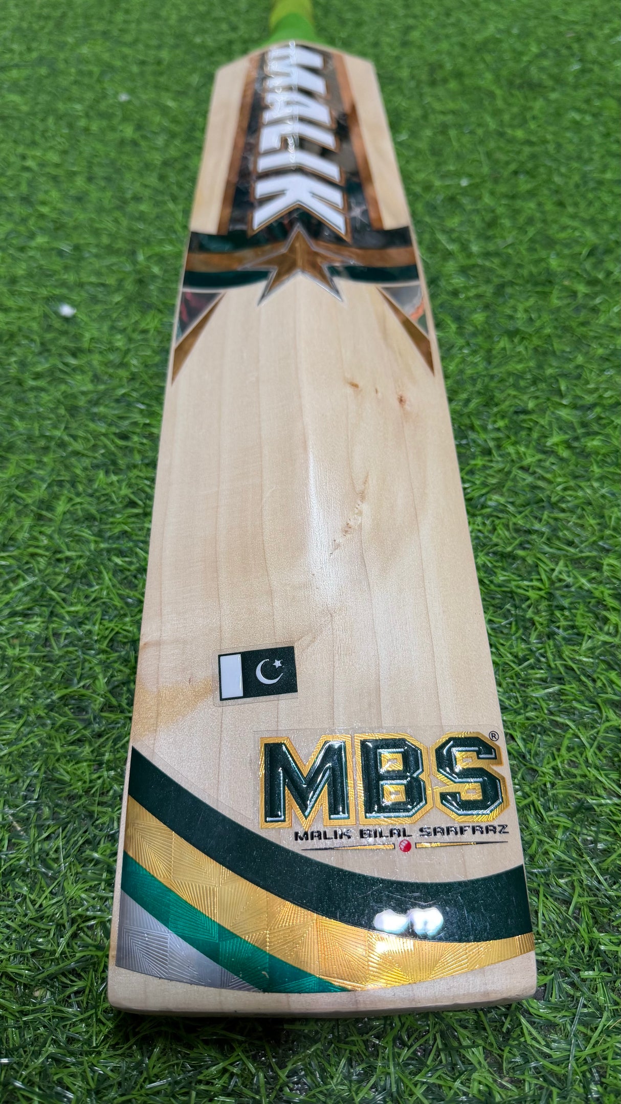 MB MALIK Players edition English Willow Cricket bat-1190g-7 Grains
