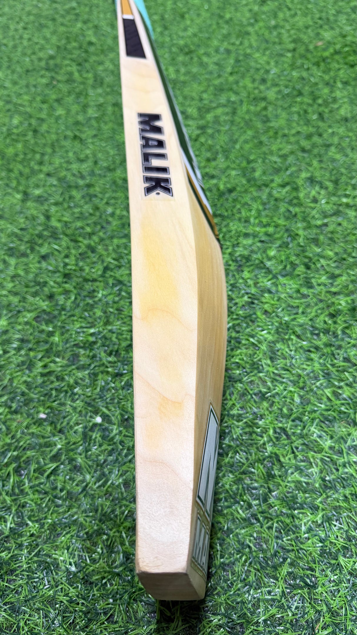 MB MALIK Performance English Willow Cricket bat-1204G-9 Grains