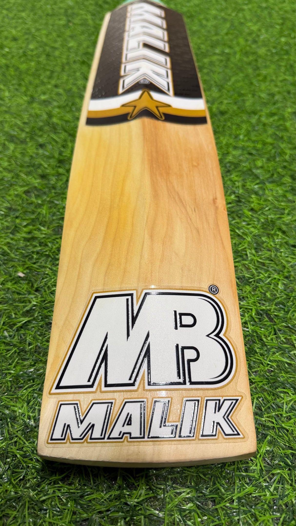 MB MALIK Performance English Willow Cricket bat-1204G-9 Grains