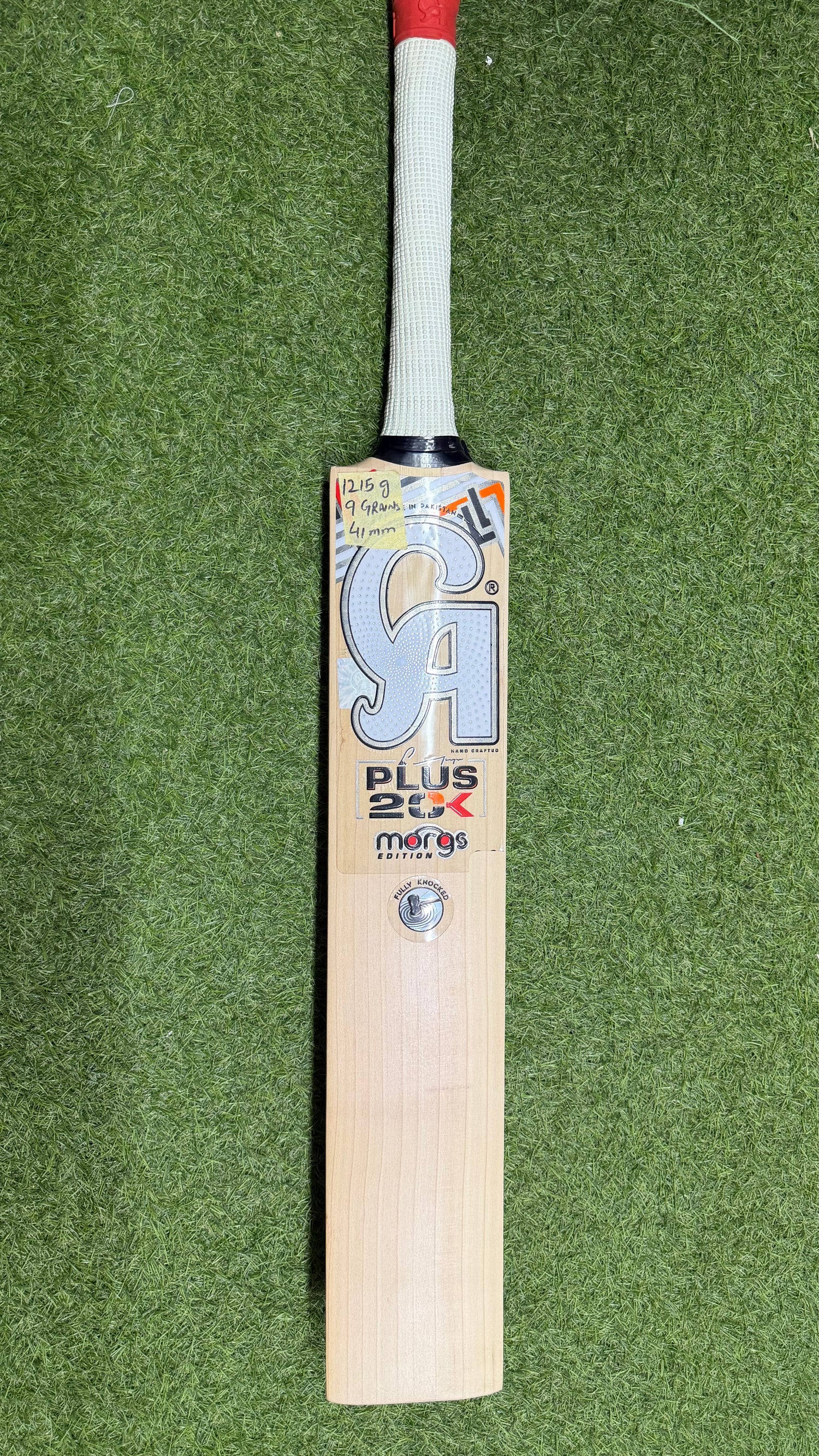 CA PLUS 20K MORGS English Willow Cricket Bat -1215g-9 Grains