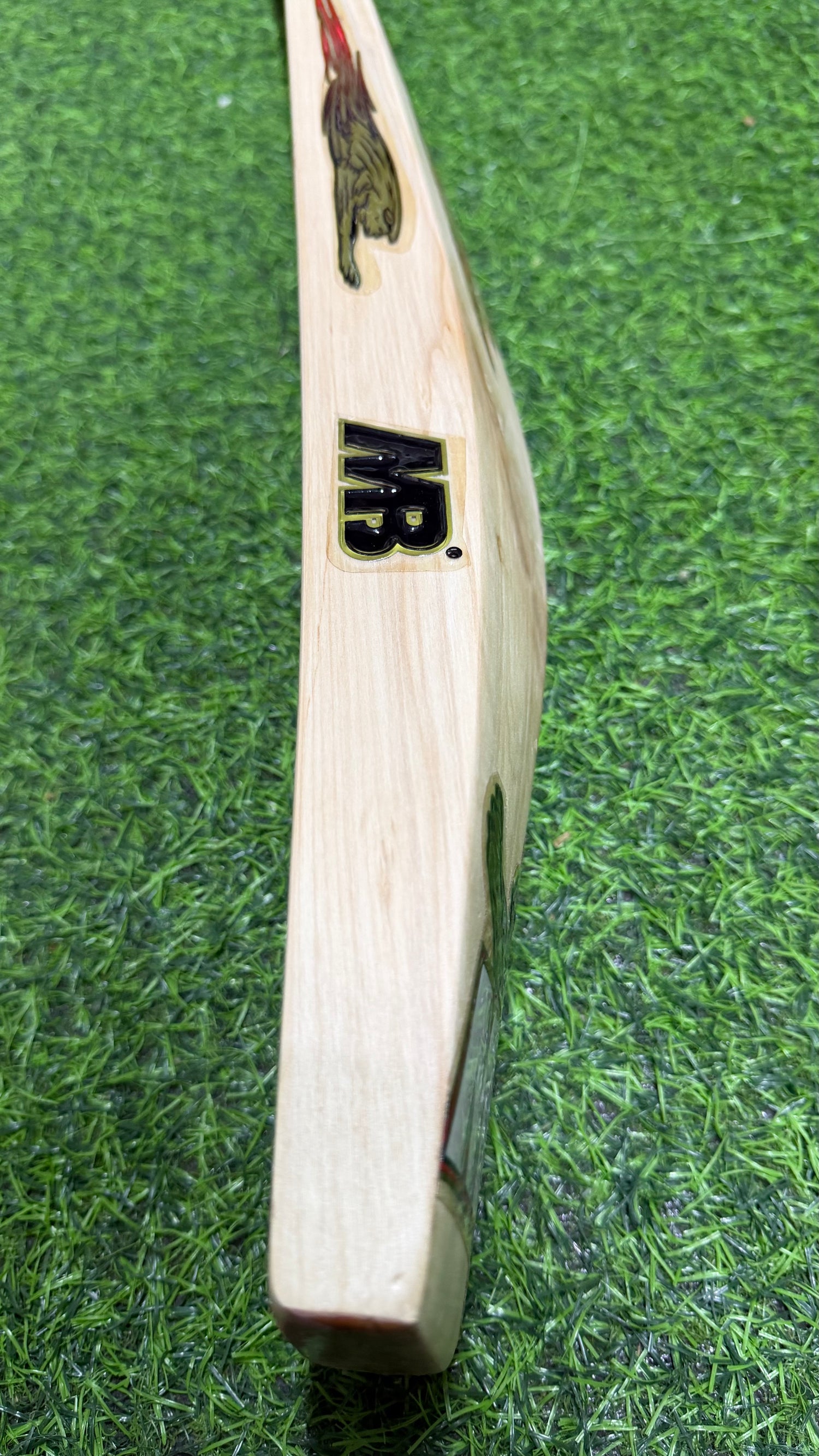 MB MALIK SHER AMIN English Willow Cricket bat-6 Grains-1234g