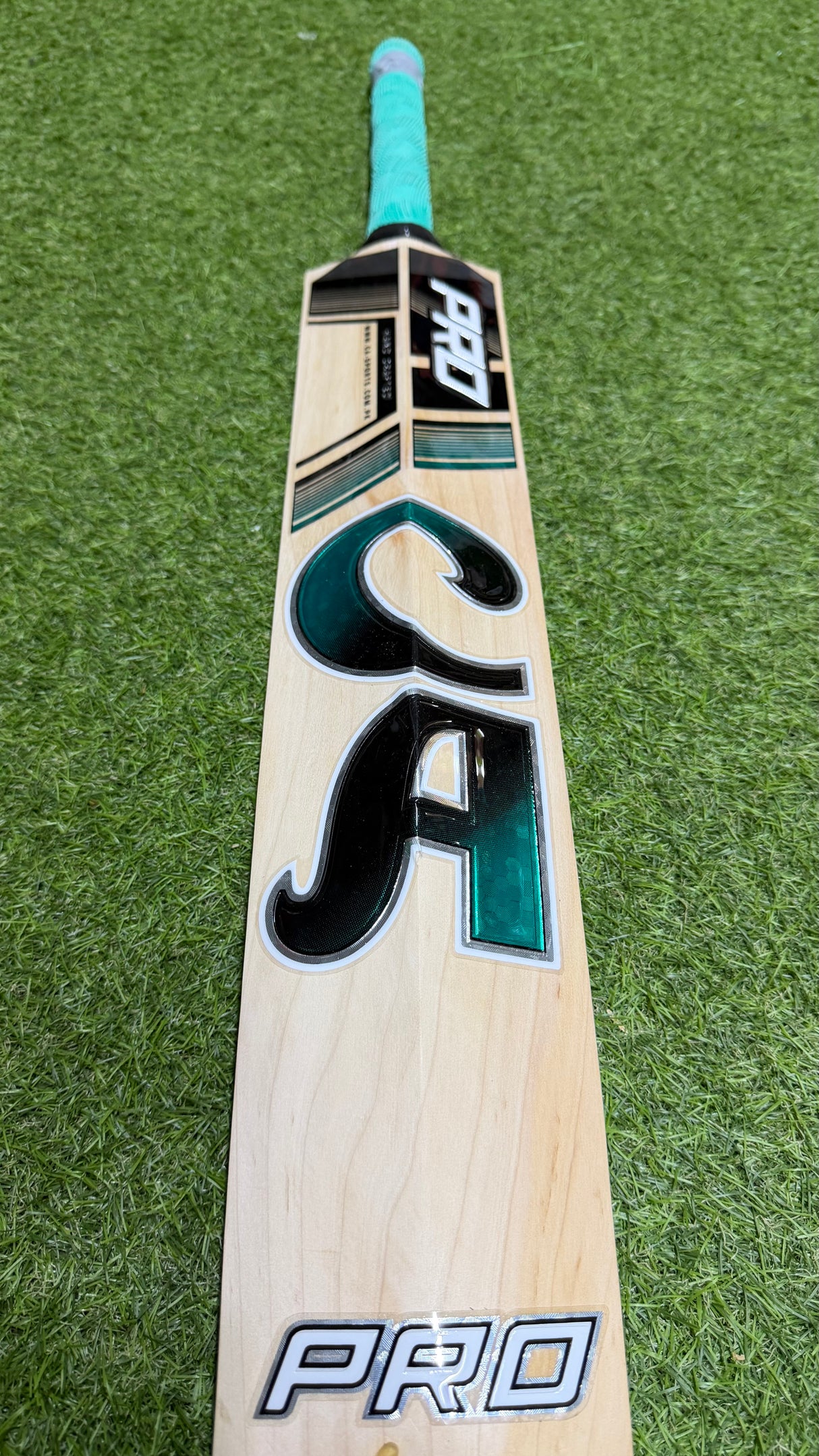 CA PRO 10000 English Willow Cricket Bat-SH-8 Grains-1235g - 2.8 lb