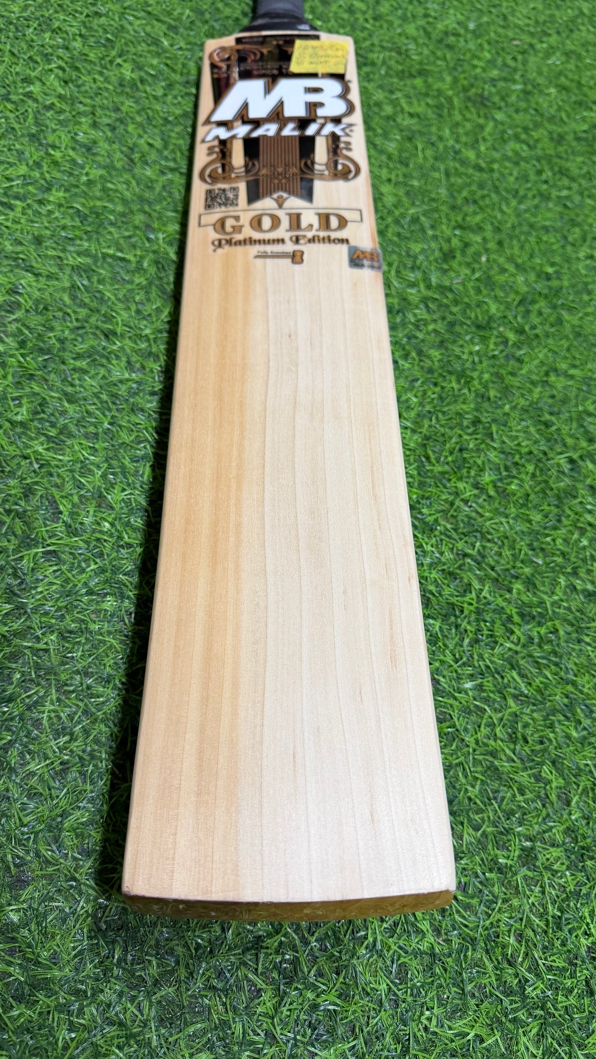 MB MALIK GOLD PLATINUM English Willow Cricket Bat-8 Grains -1243g