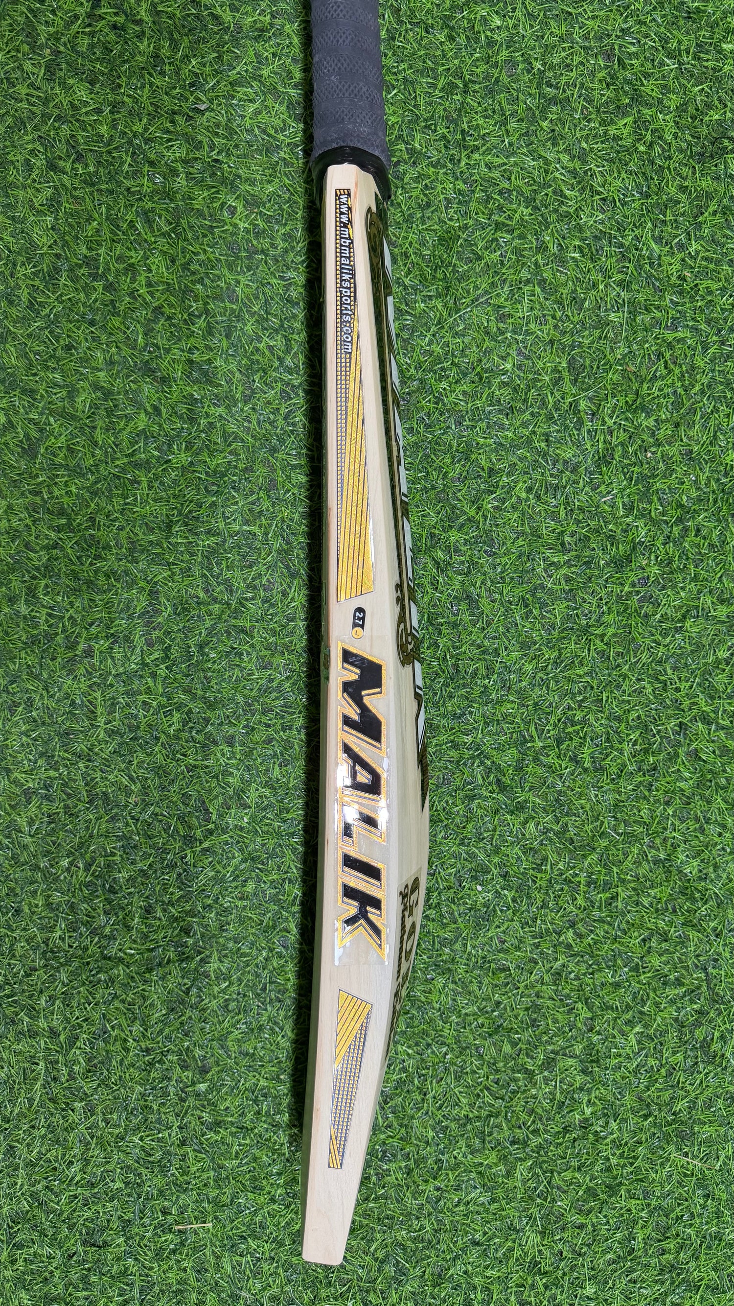 MB MALIK GOLD PLATINUM English Willow Cricket Bat-8 Grains -1243g