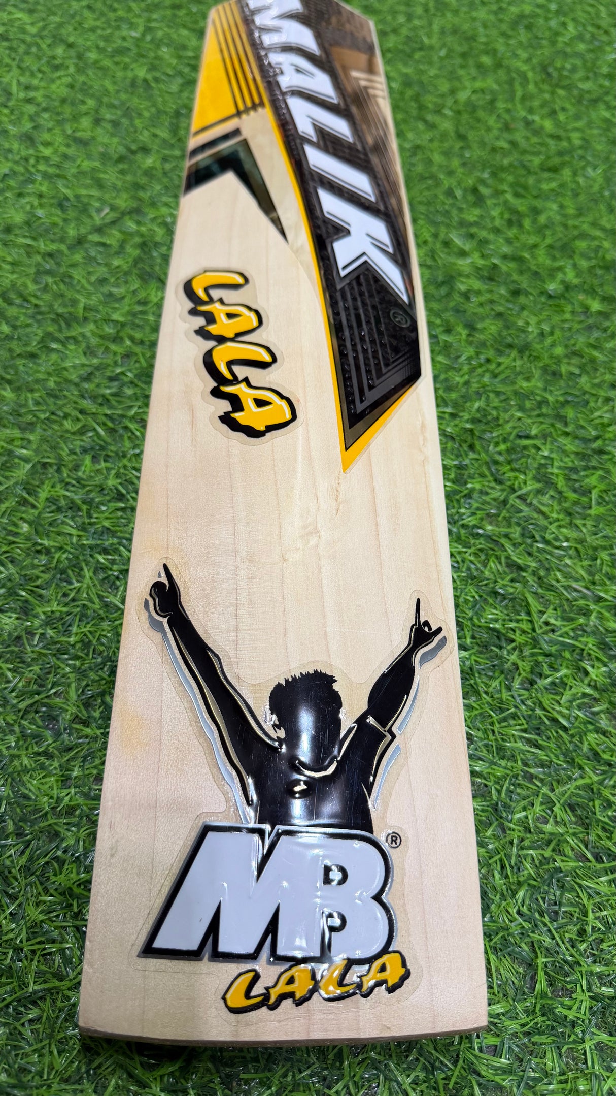 MB MALIK LALA English Willow Cricket bat-6 GRAINS-1270g