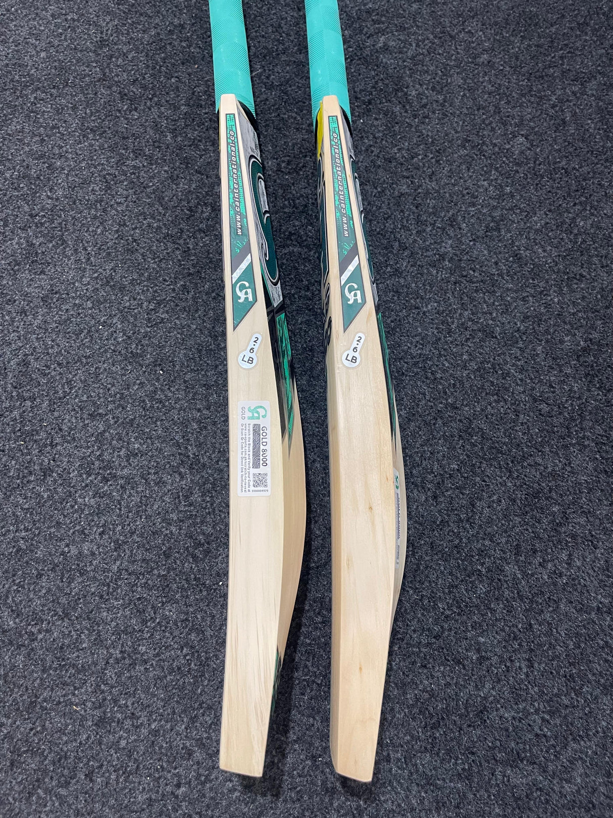 CA Gold 8000 English Willow Cricket Bat / 1170g 6 Grains & 1175g 8 Grains - 2.7 lb