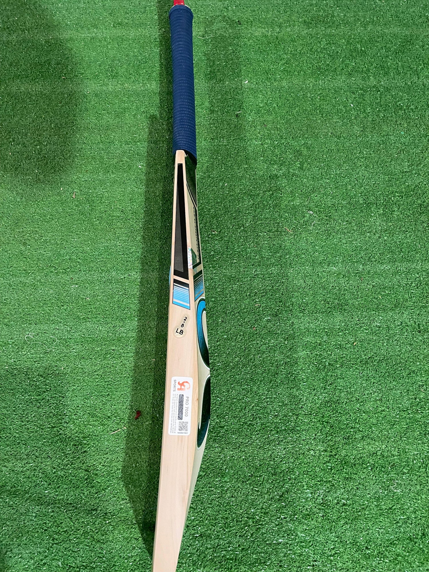 CA PRO 7000 English Willow Cricket Bat-8 Grains-1195g