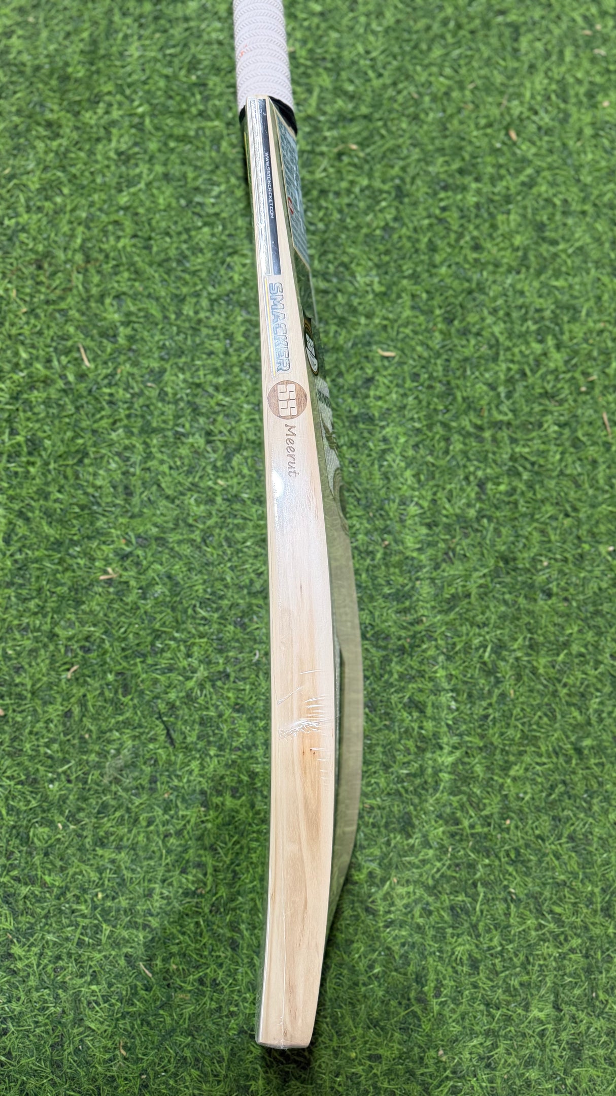 SS Smacker Players English willow Cricket Bat - 9 Grains - 1175g