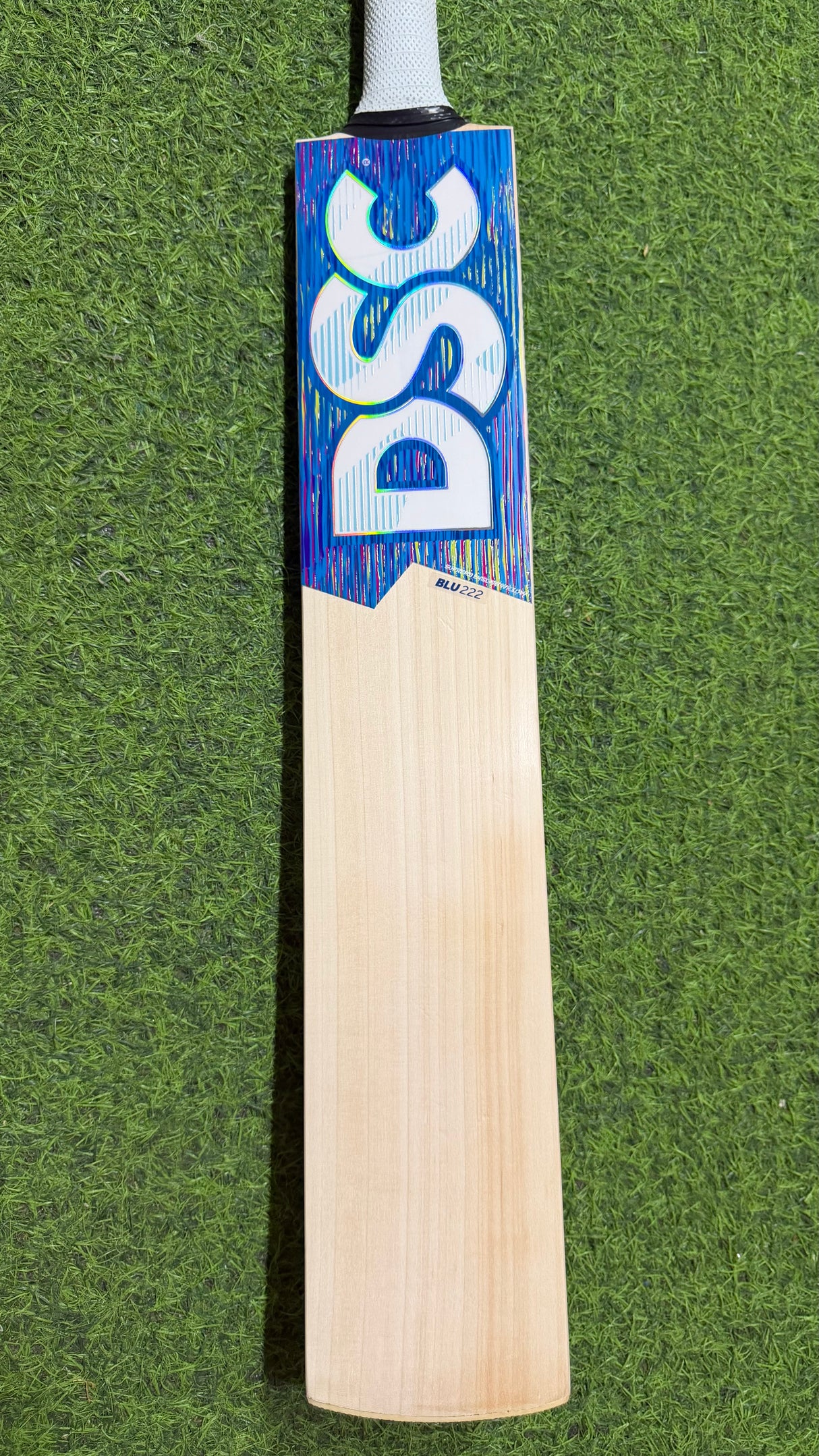 DSC BLU 222 Supreme English willow Cricket Bat -Grade 2 12 Grains / 1165g
