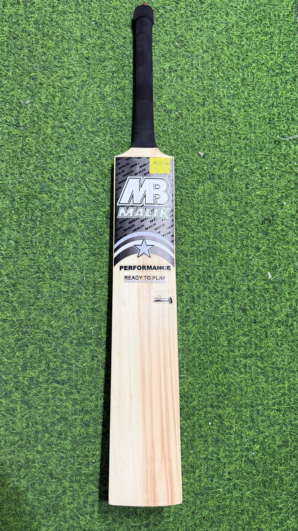 MB MALIK Performance English Willow Cricket bat-1235gm