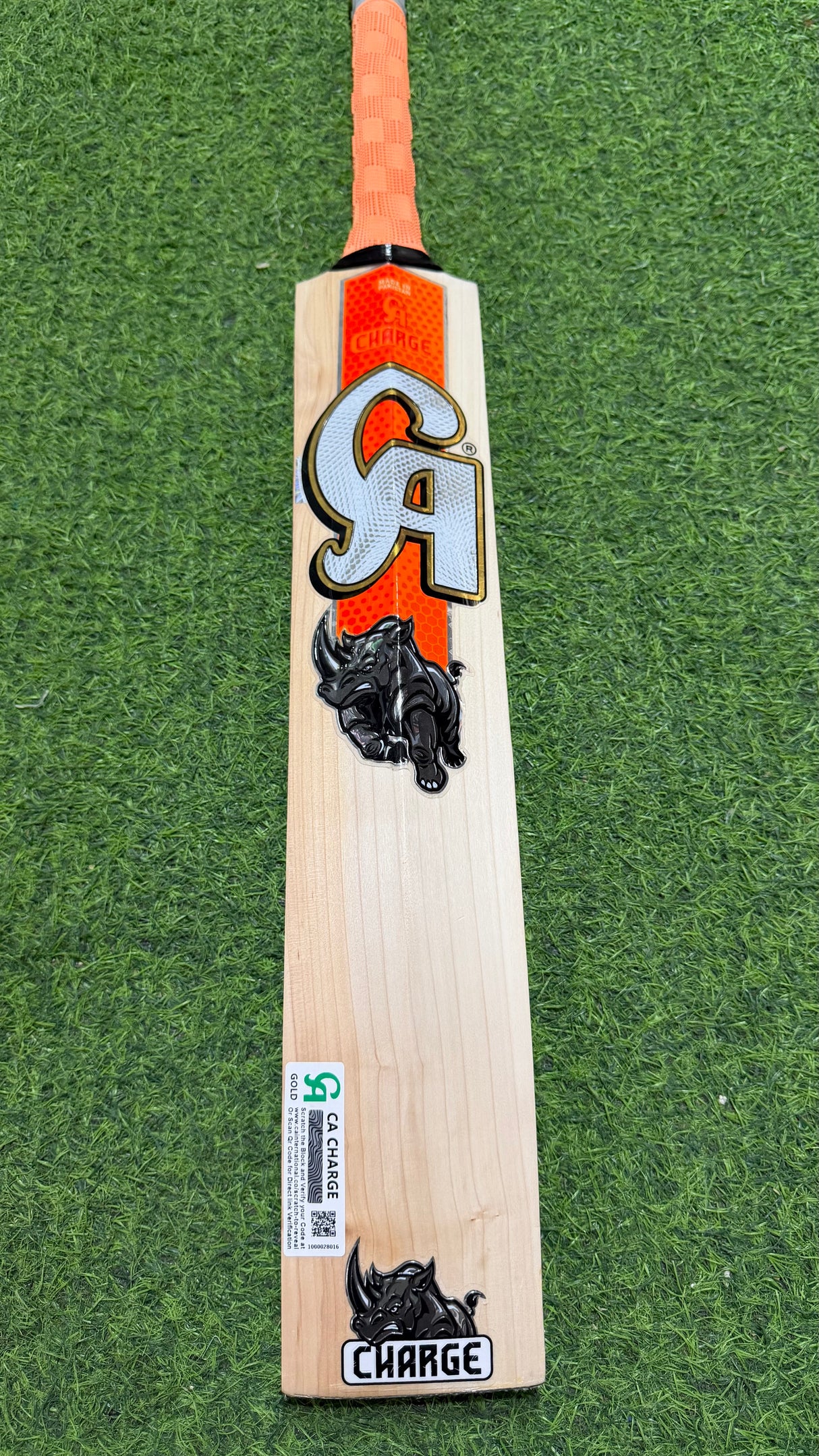 CA CHARGE English Willow Cricket Bat - 10 Grains-1195g - 2.7 lb
