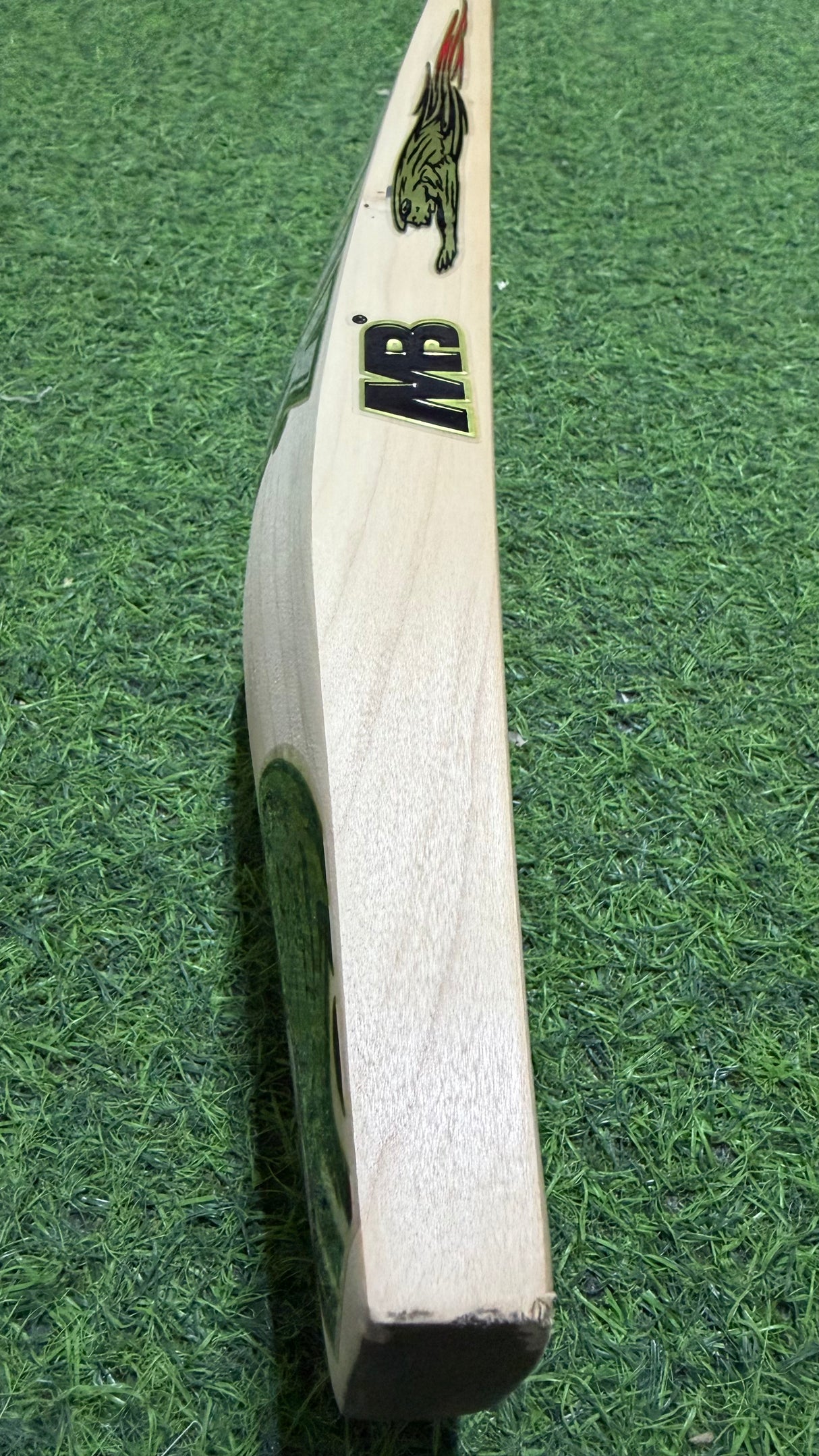 MB MALIK SHER AMIN English Willow Cricket Bat MB Malik -1235g - 08 Grains