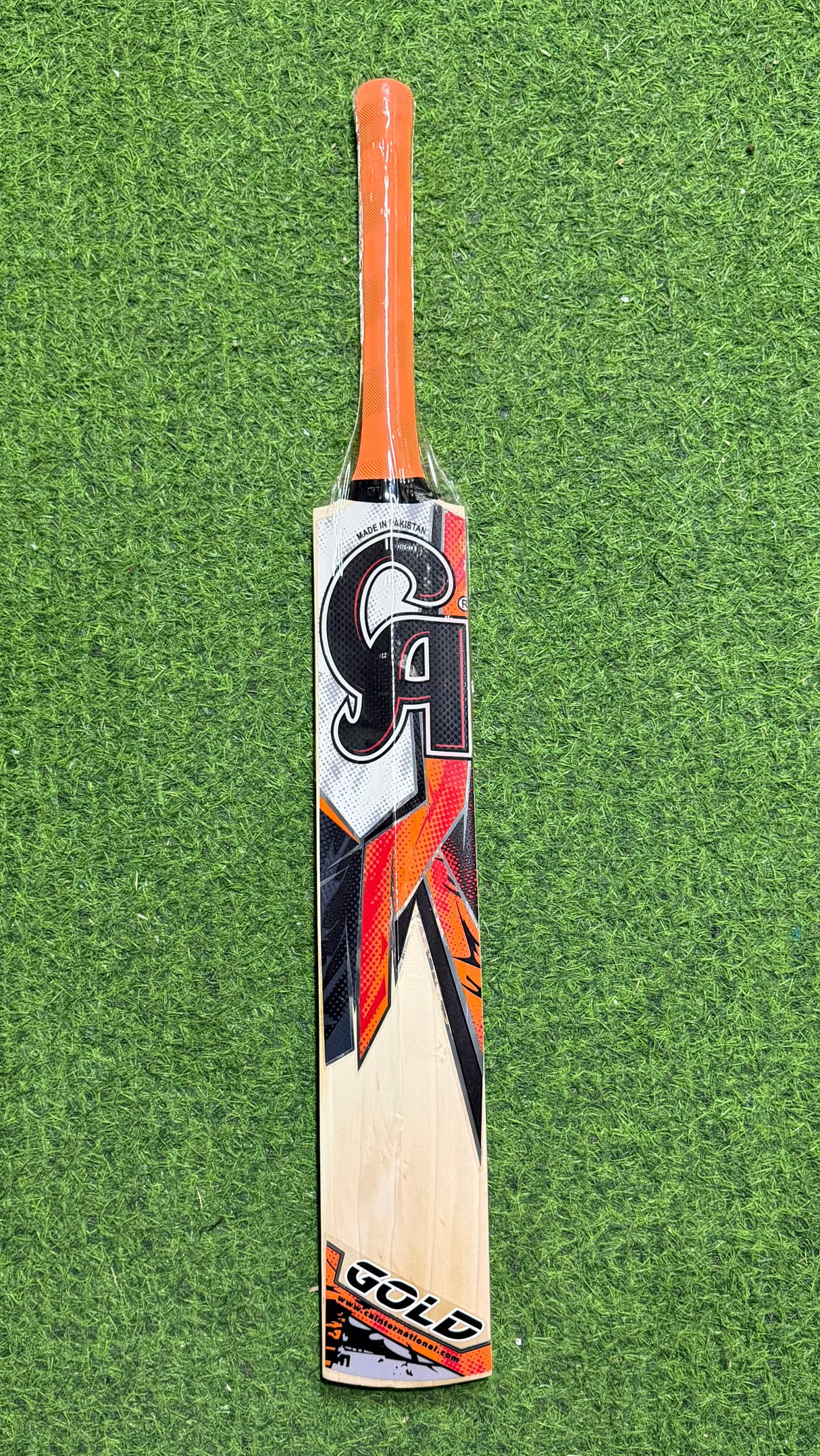 CA GOLD 2000 English Willow Cricket Bat | 6 Grains -1185g - 2.7 lb