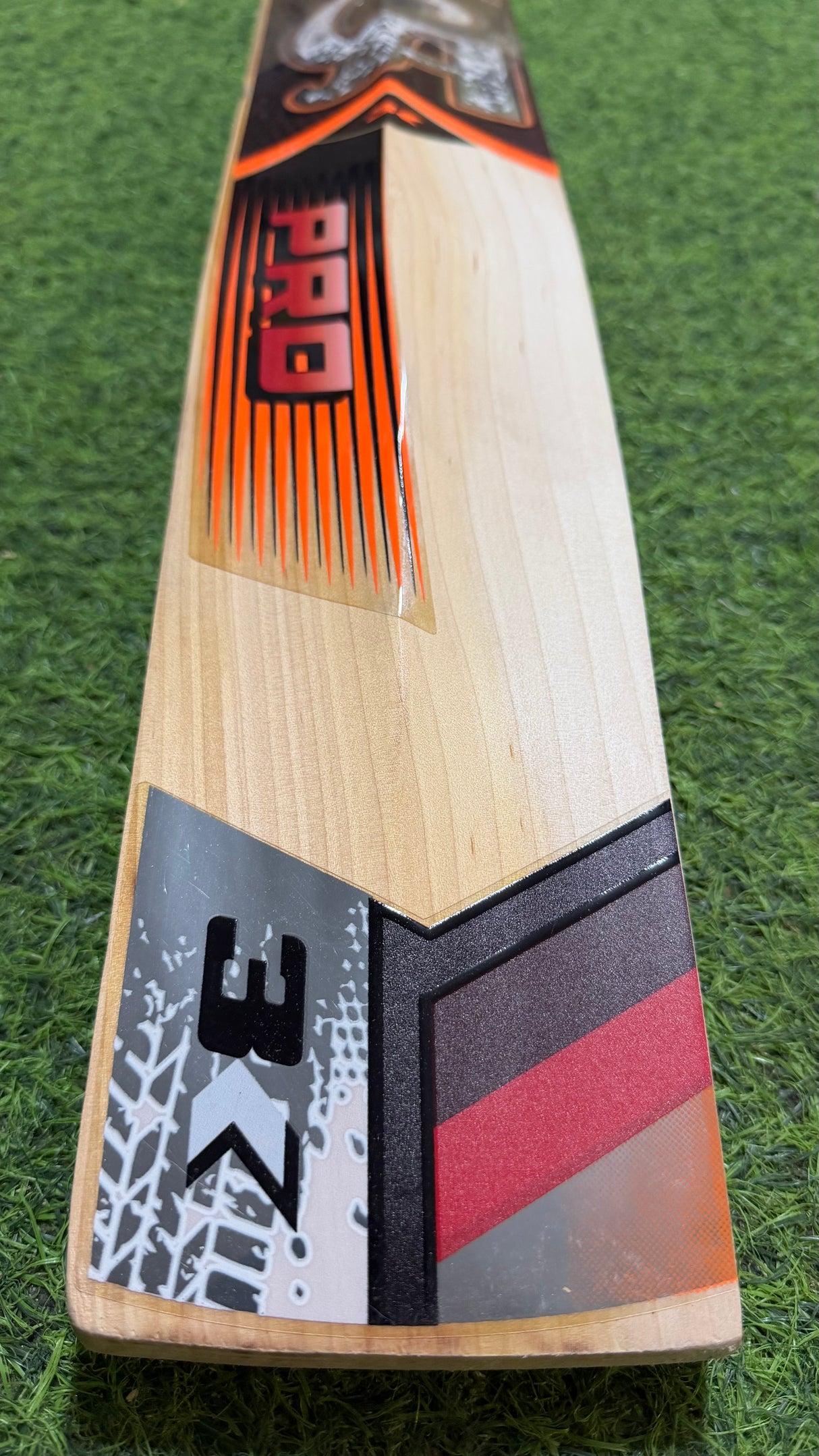 CA PRO 3k English Willow Cricket bat | Tight Grains 1275g | 2.8 lb