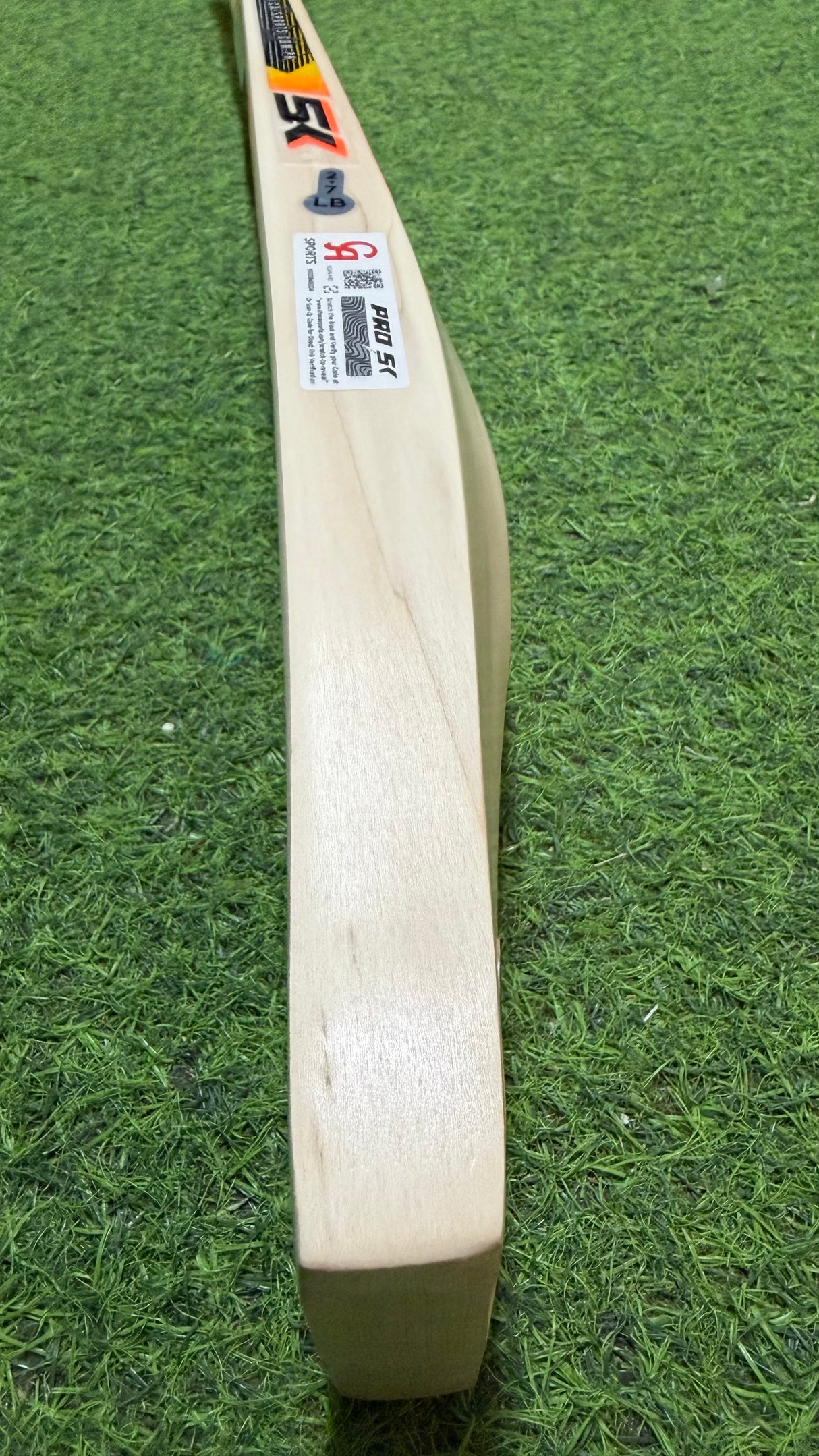 CA PRO 5K English Willow Cricket Bat | 6 Grains 1155 g | 2.7 lb