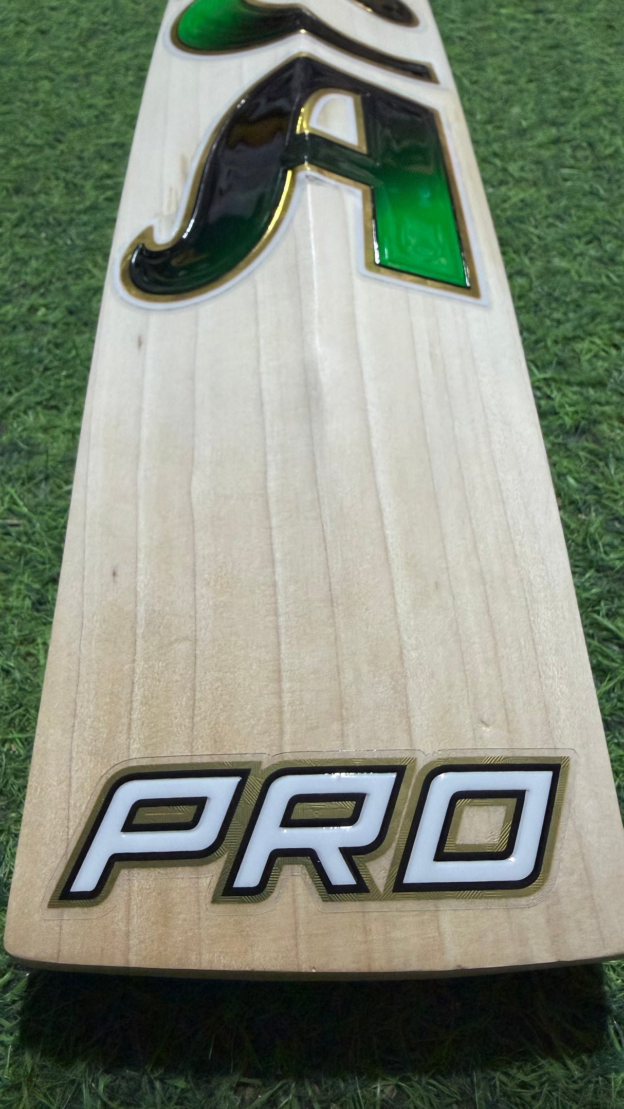 CA PRO 15000 English Willow Bat | 1190g Grains 09 - 2.7 lb