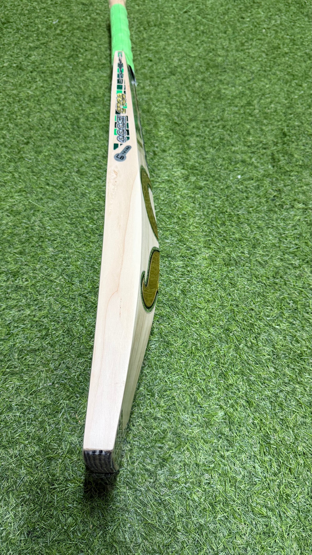 CA Gold 15000 Cricket Bat- English Willow-7 Grains-1198g