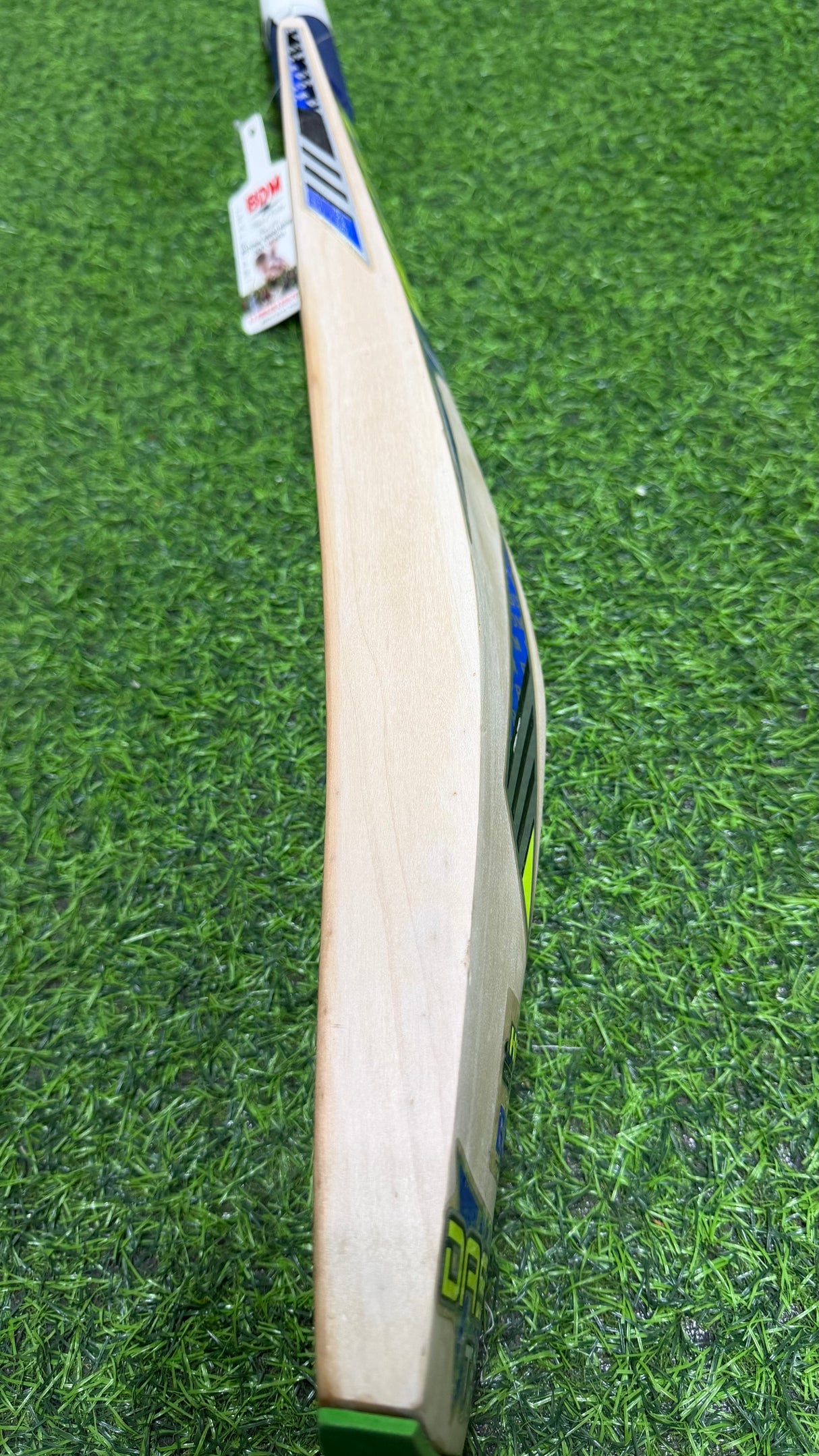 BDM Dasher T20 - Kashmir Willow Cricket Bat -1250G