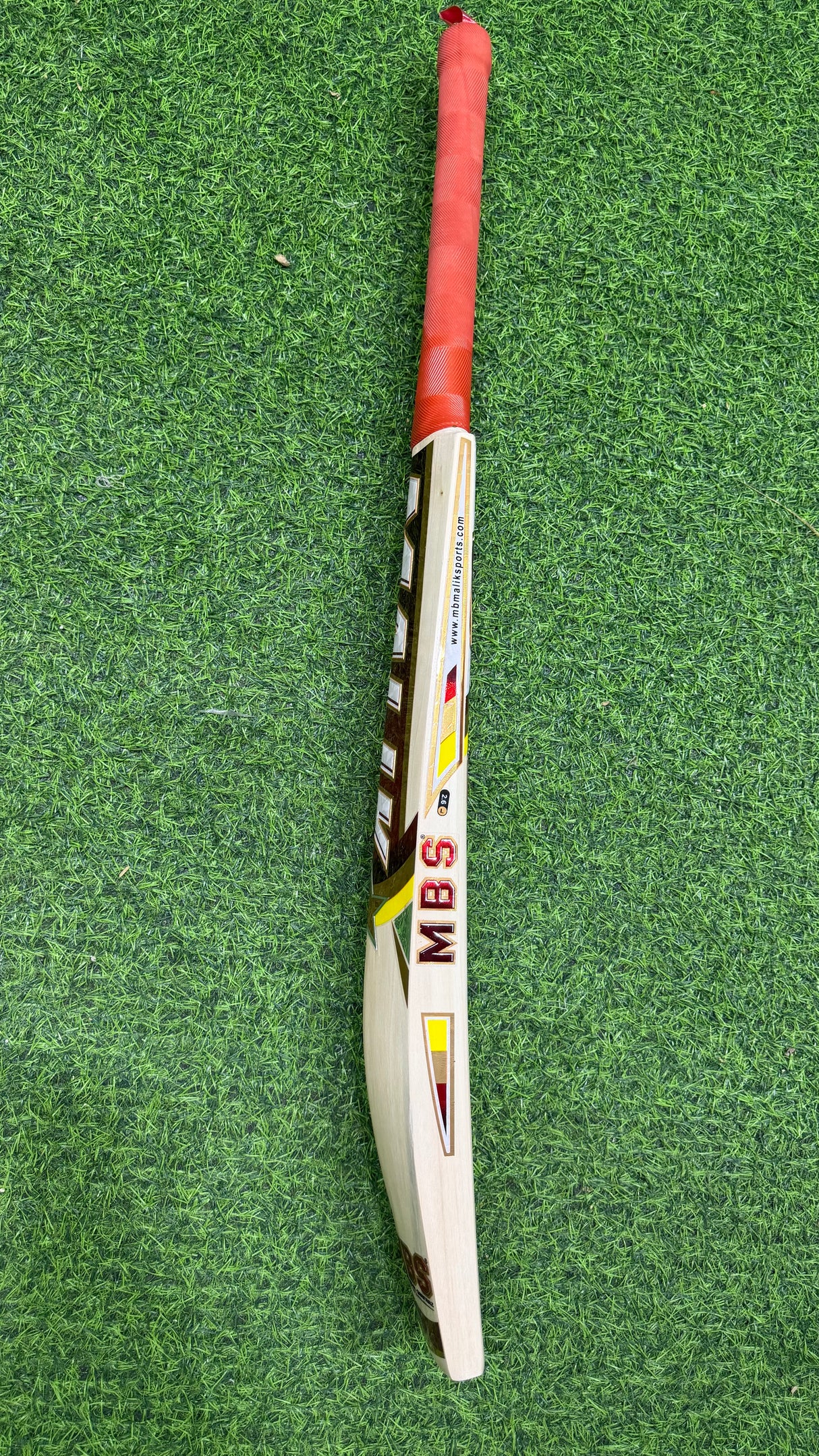 MB MALIK MBS PRO Edition- English Willow Cricket bat-7 Grains-1140g