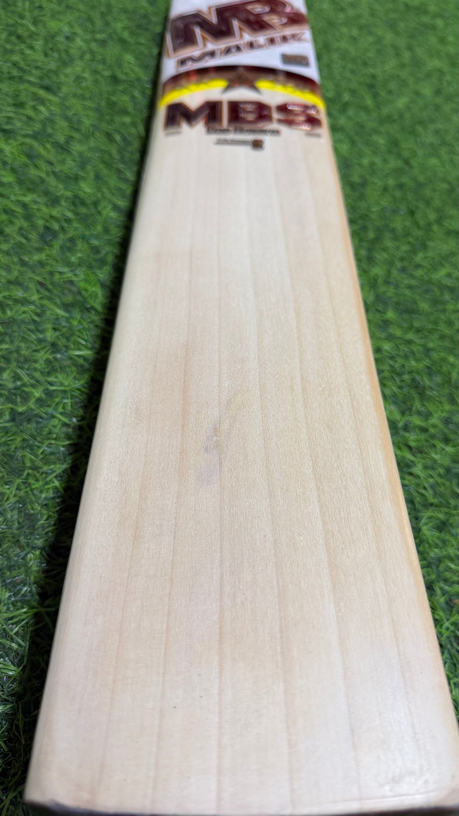 MB MALIK MBS PRO Edition- English Willow Cricket bat-7 Grains-1140g