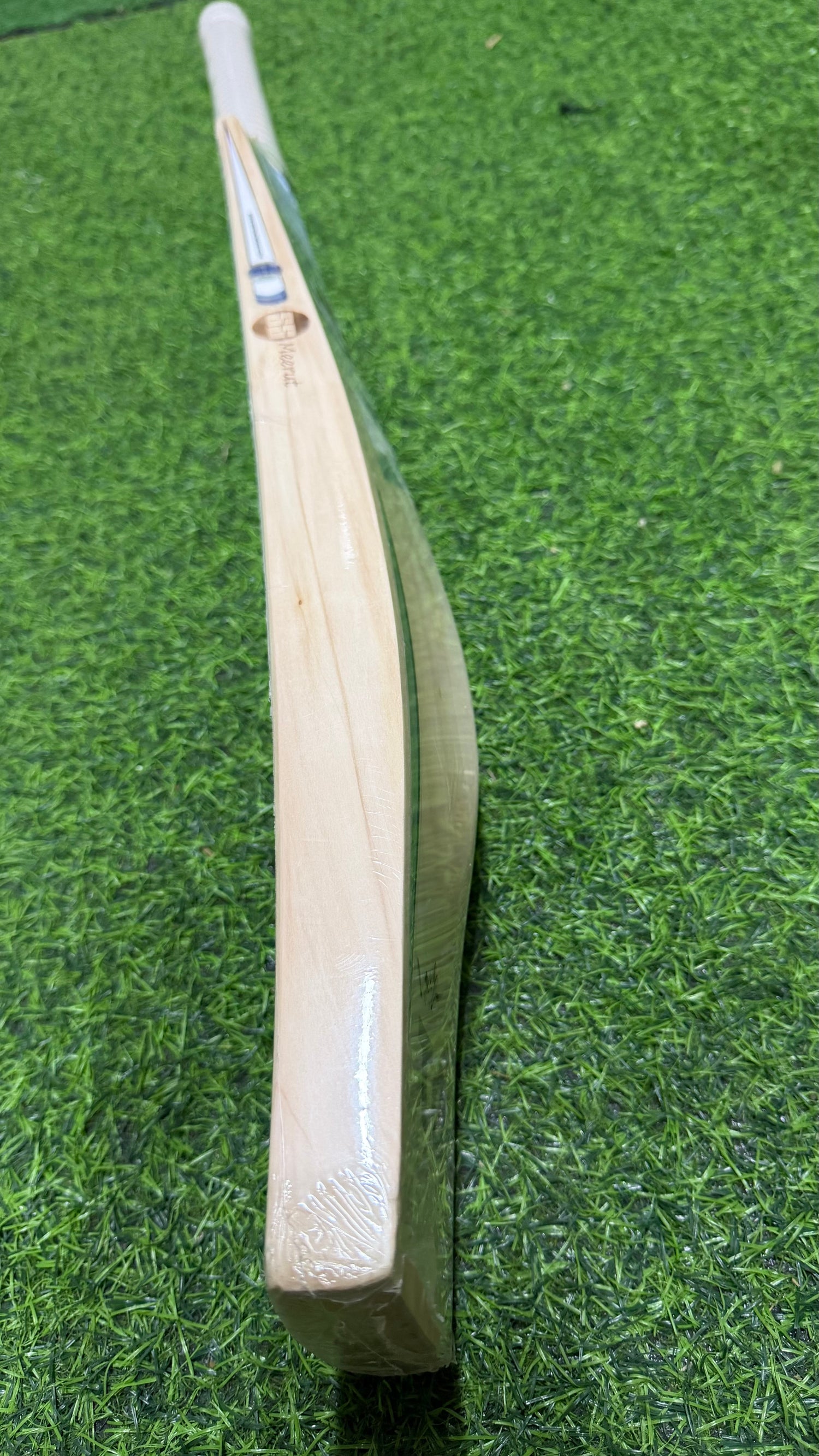 SS Gama Player Rinku Singh English Willow Cricket Bat Size SH - 1175g 7Grains