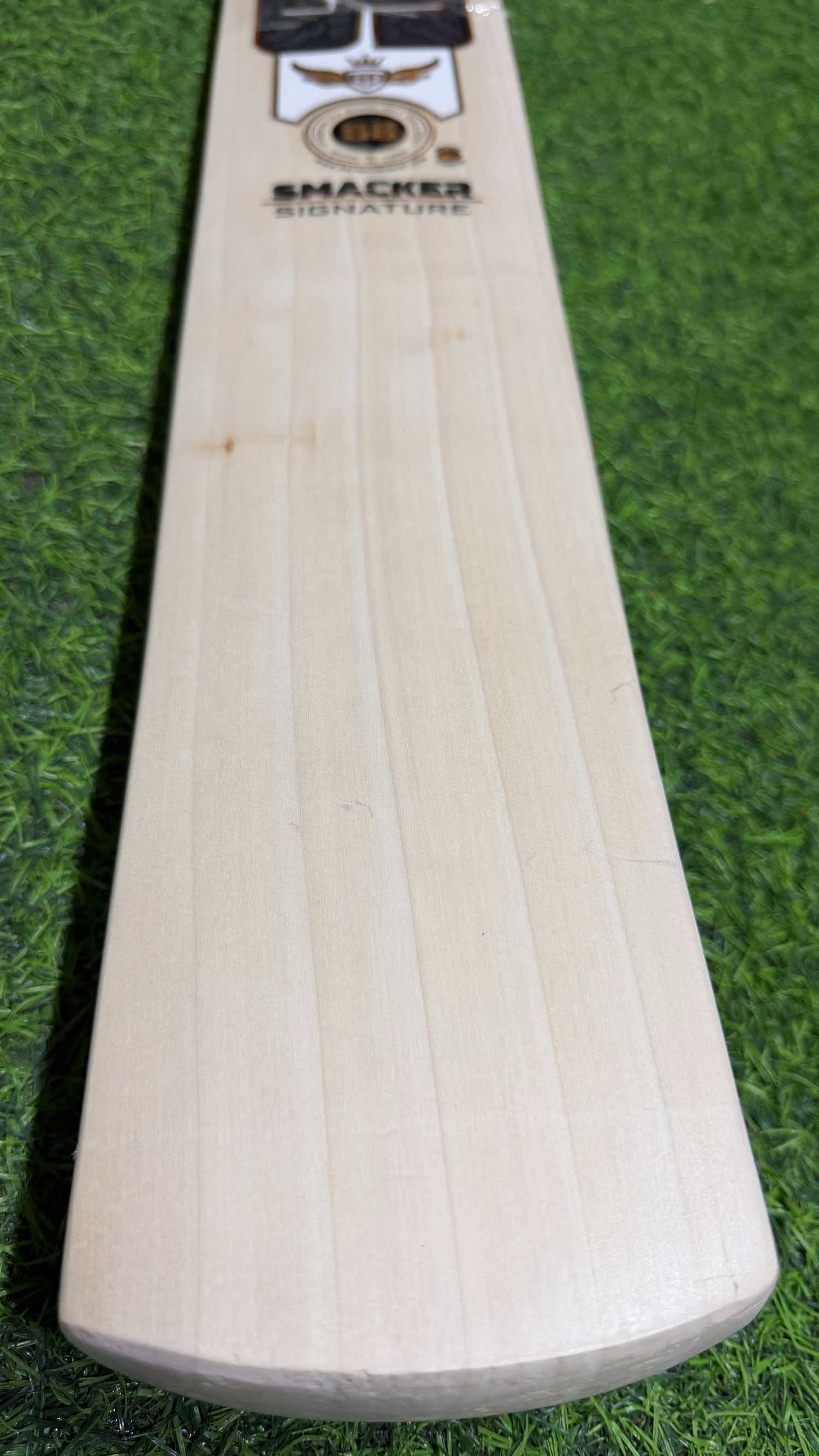 SS SMACKER SIGNATURE Premium English willow Cricket Bat - 5 Grains - 1160g