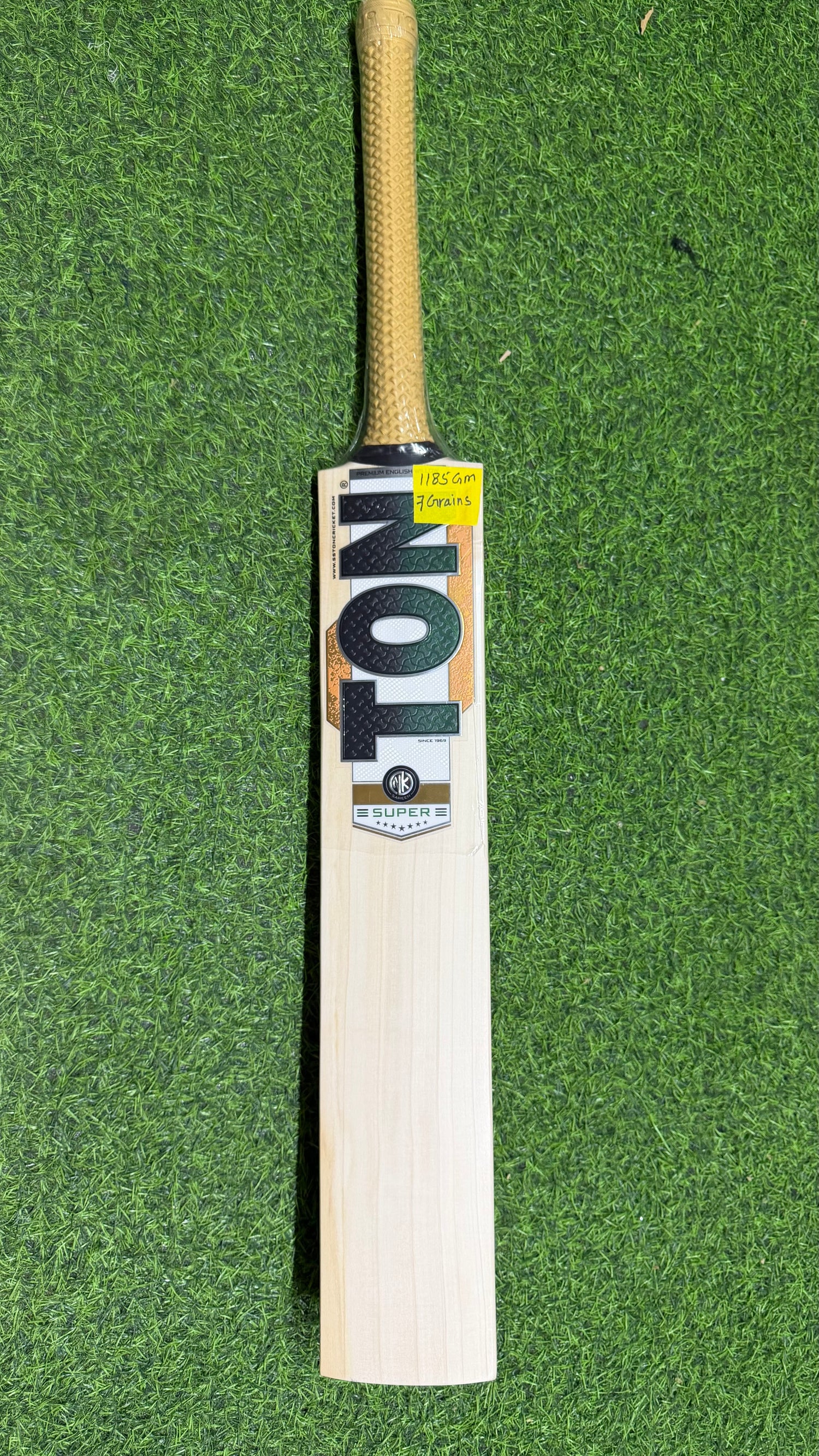 TON Super Edition | English willow Cricket Bat - 7 Grains - 1185g