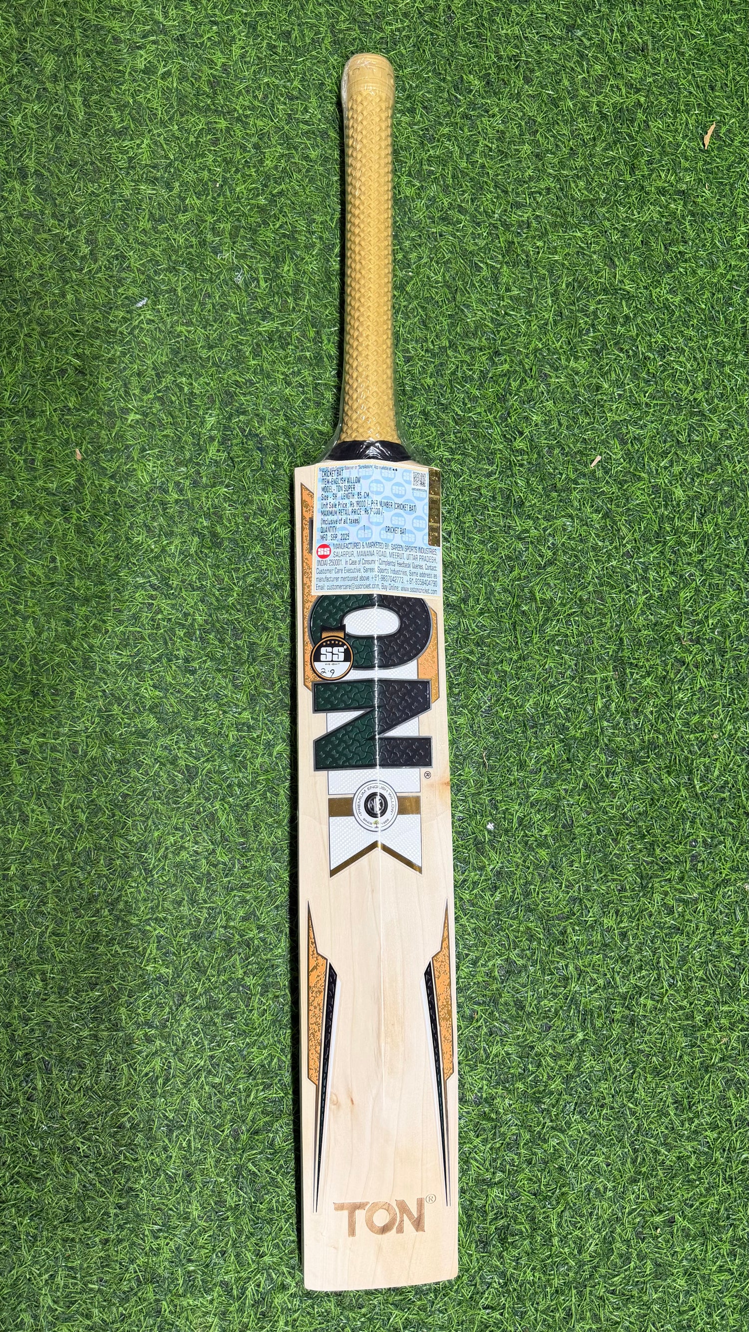 TON Super Edition | English willow Cricket Bat - 7 Grains - 1185g