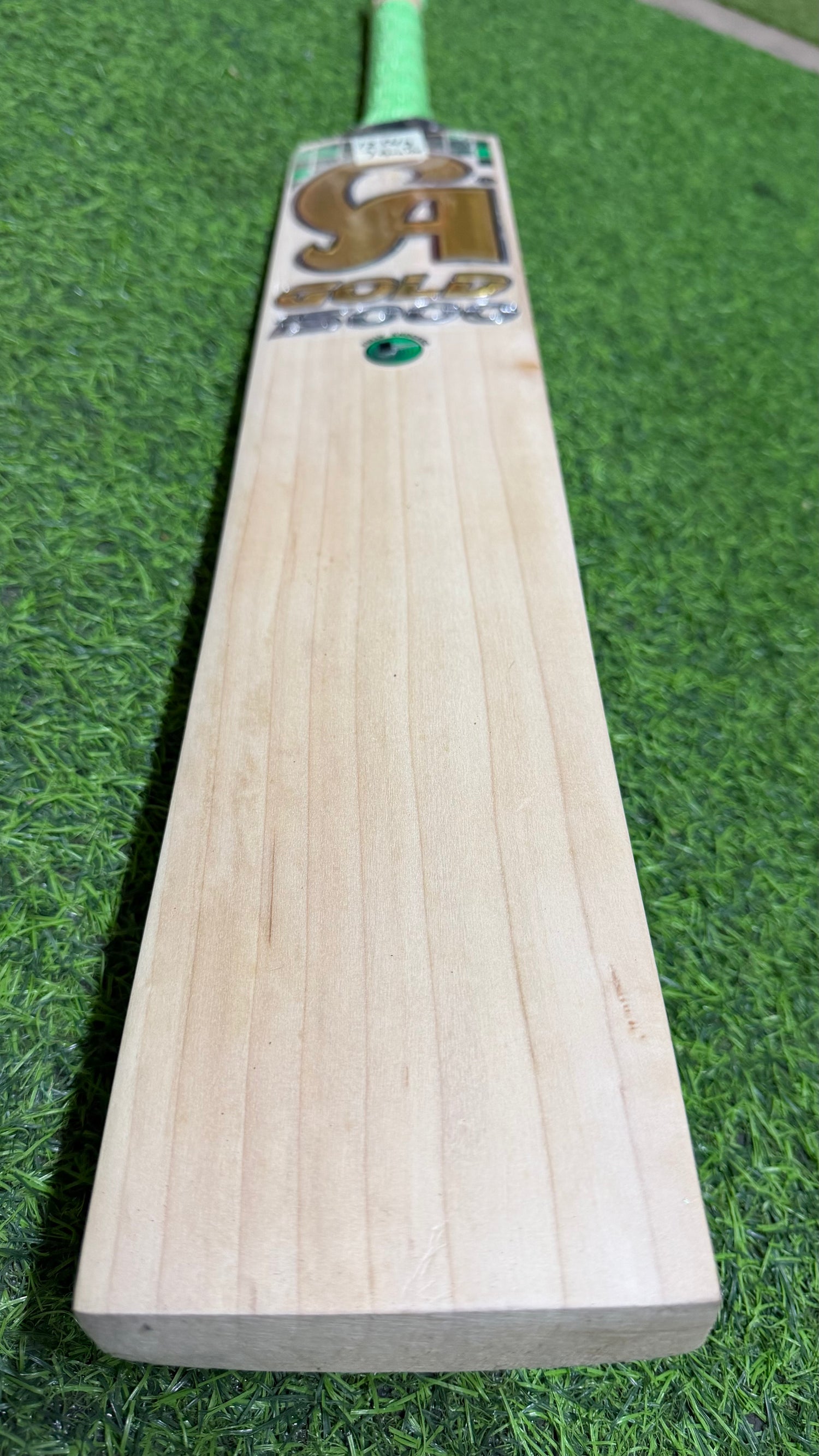 CA Gold 15000 Cricket Bat- English Willow-7 Grains-1254g