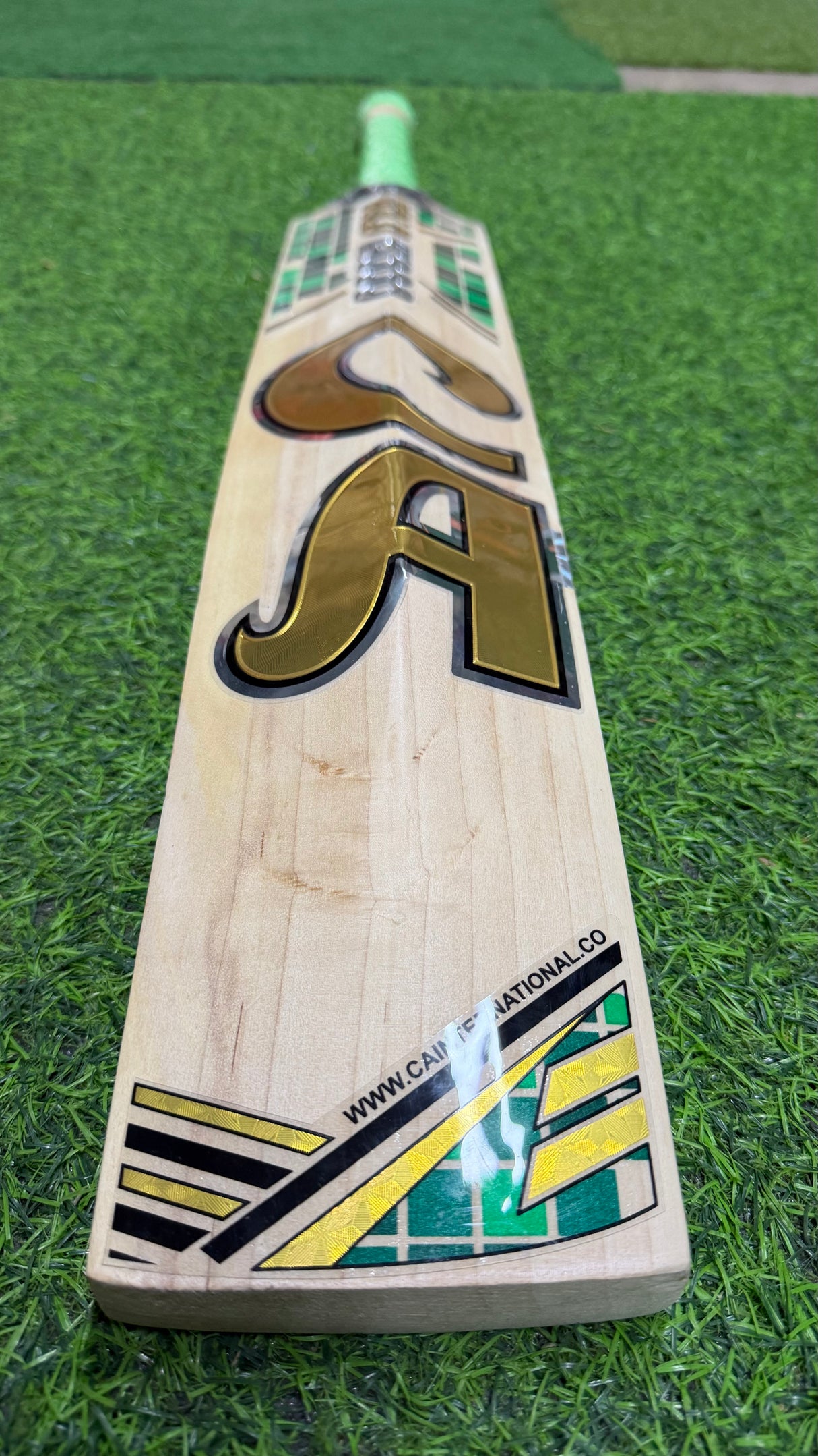 CA Gold 15000 Cricket Bat- English Willow-7 Grains-1254g