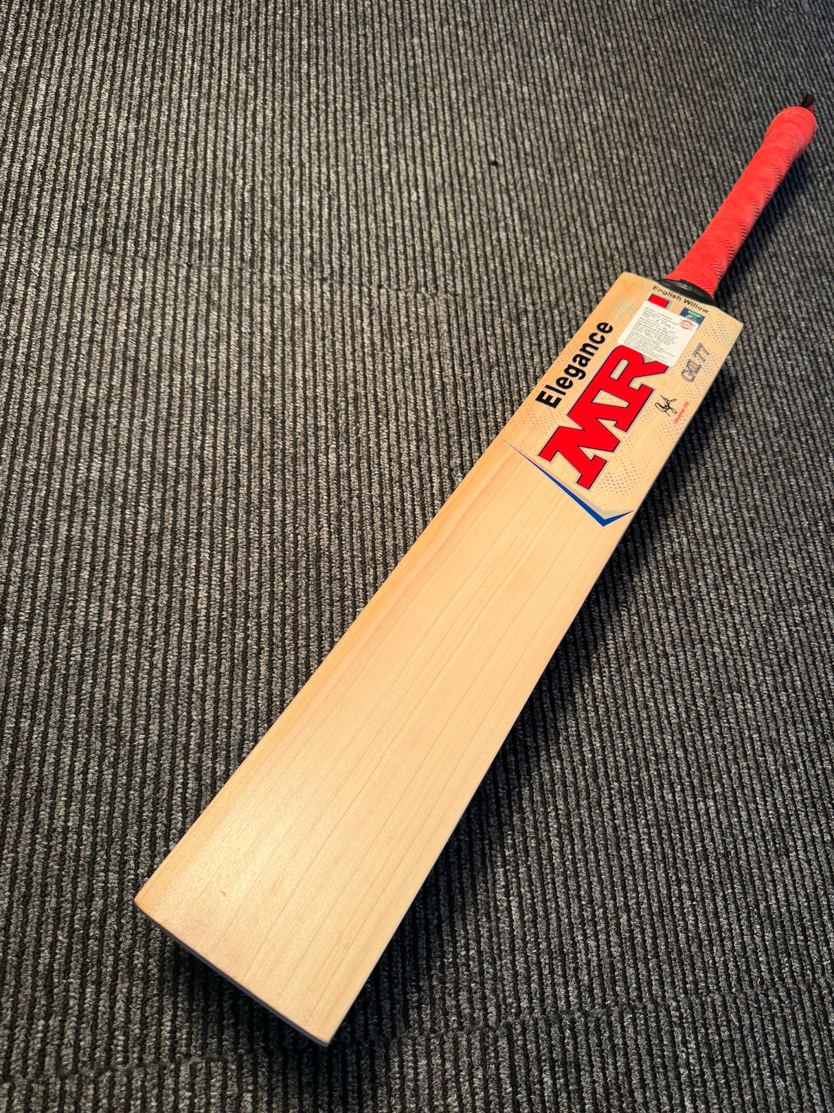 MRF Elegance Gill 77 Edition English Willow Cricket Bat -7 Grains 1204g 2.7 lb