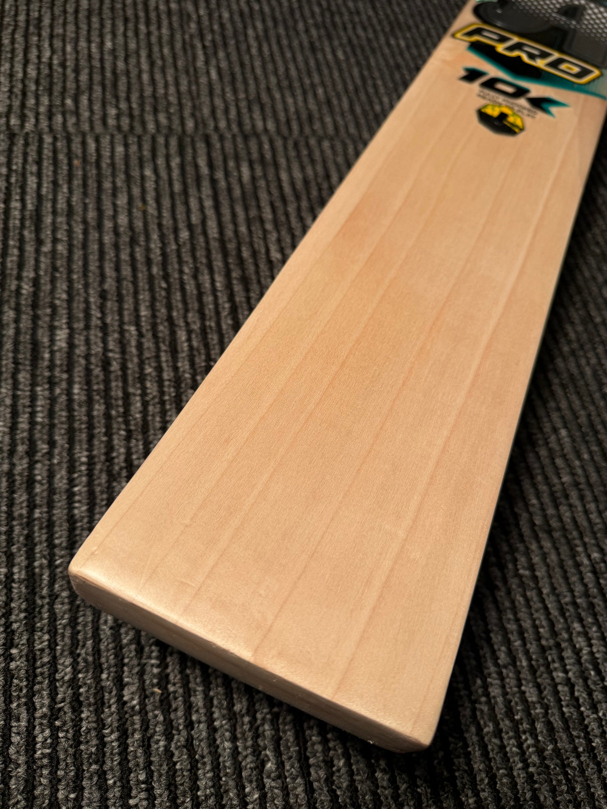 CA Pro 10k English Willow Cricket Bat -6 Grains-1175g - 2.7 lb