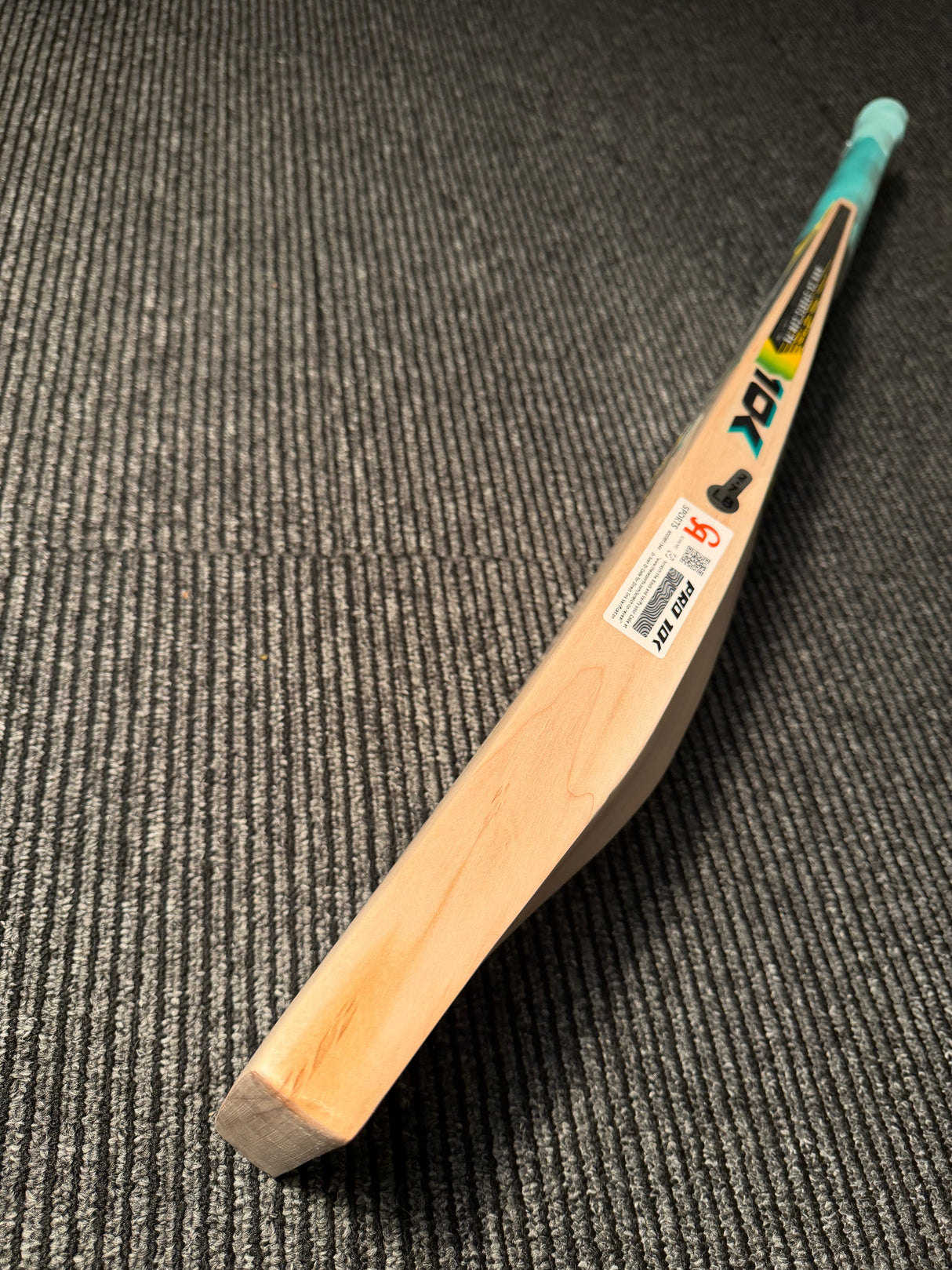 CA Pro 10k English Willow Cricket Bat -6 Grains-1175g - 2.7 lb