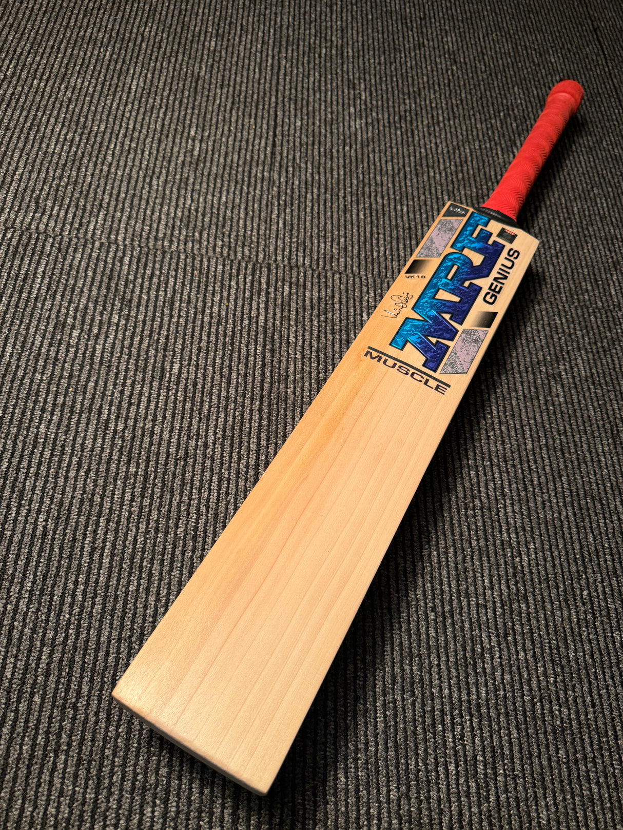 MRF VK18 Genius Muscle Edition English Willow Cricket Bat - 8 Grains / 1175g