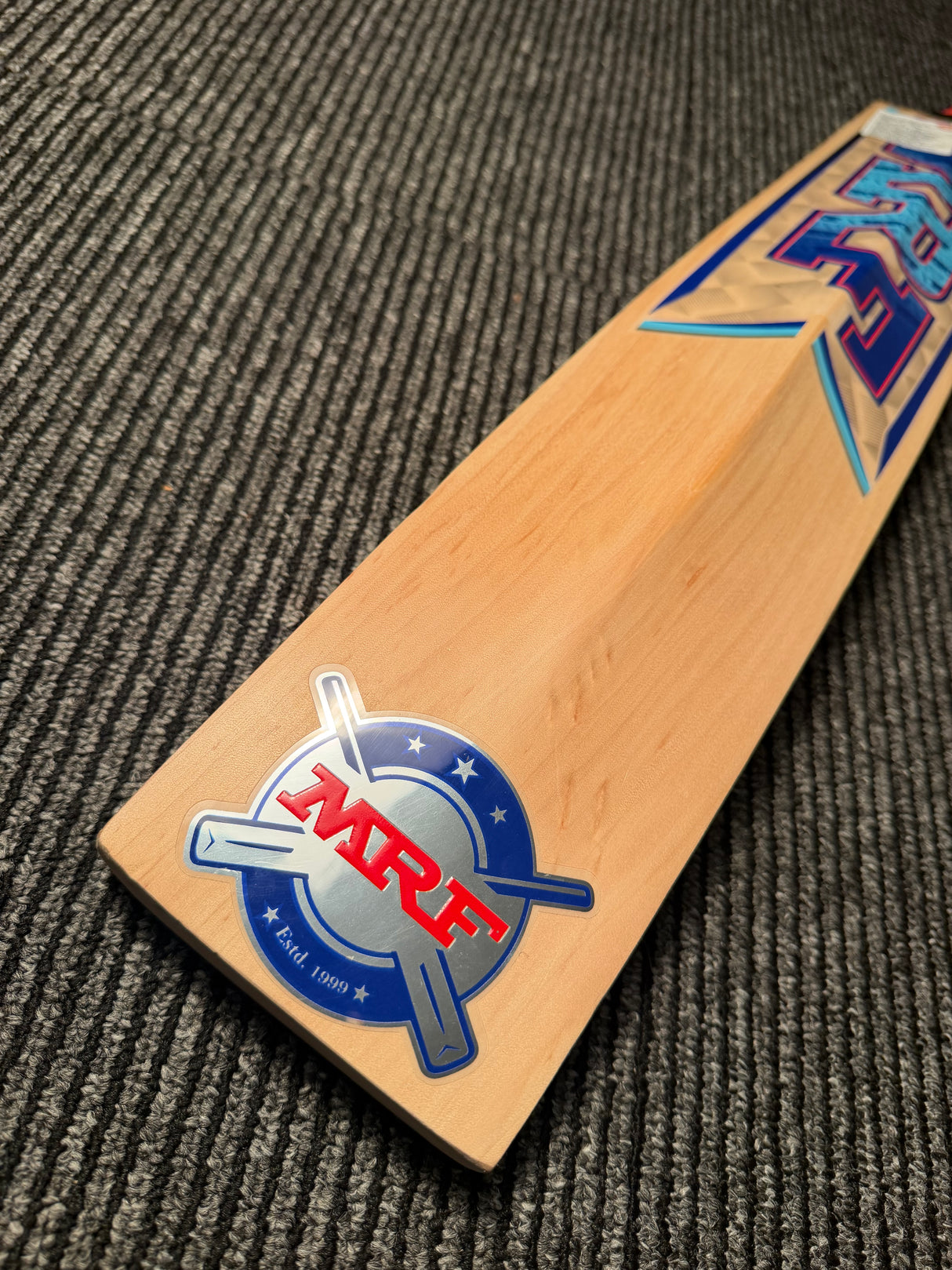 MRF Power VK 18 English Willow Cricket Bat - 11 Grains 1140 grams