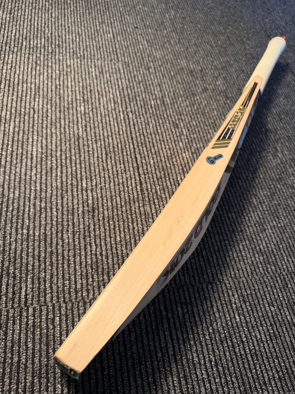CA Gold 20k Cricket Bat-Player Grade-10 Grains-1192g - 2.8 lb