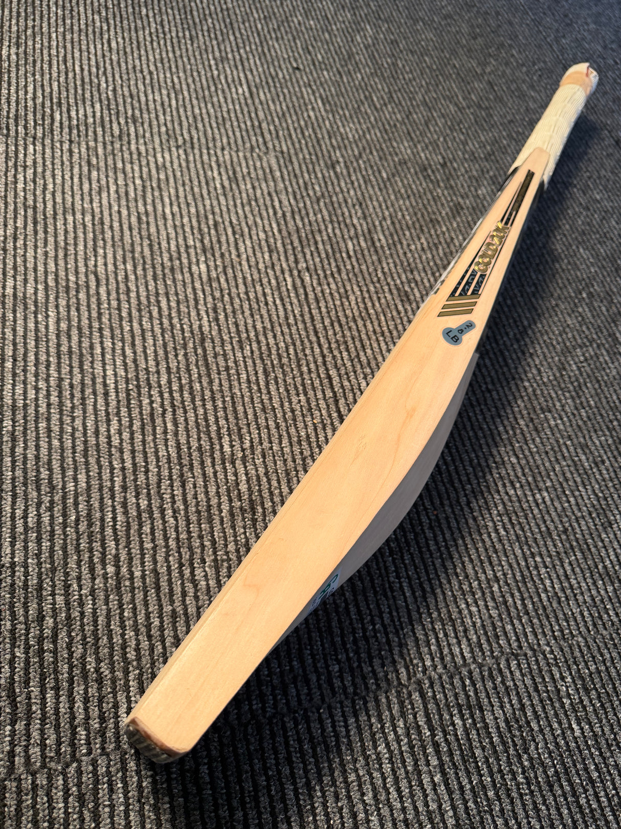 CA Gold 20k Cricket Bat Player Grade -11 Grains-1187g - 2.8 lb