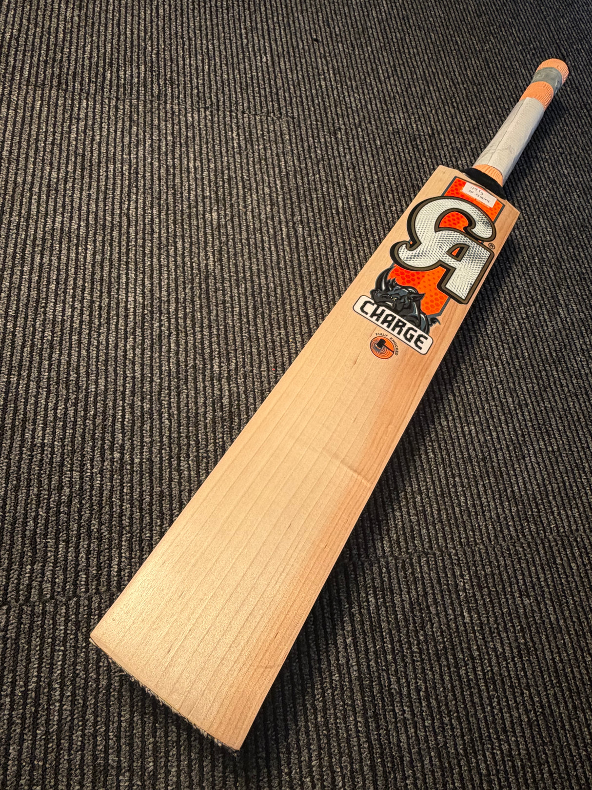 CA CHARGE English Willow Cricket Bat - 10 Grains-1195g - 2.7 lb