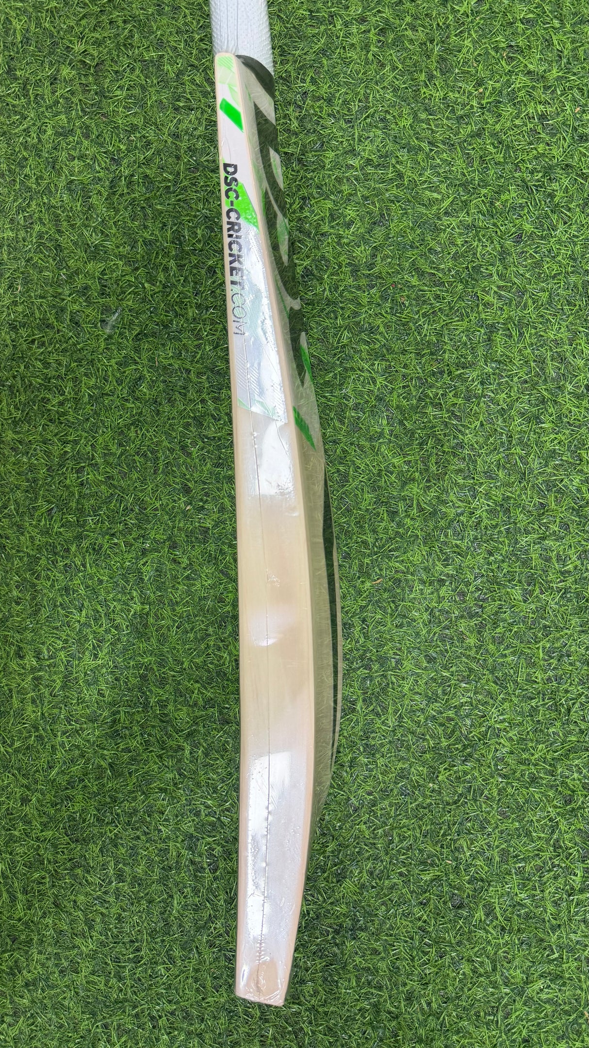 DSC Spliit 350 Supreme English willow Cricket Bat - 7 Grains - 1215G