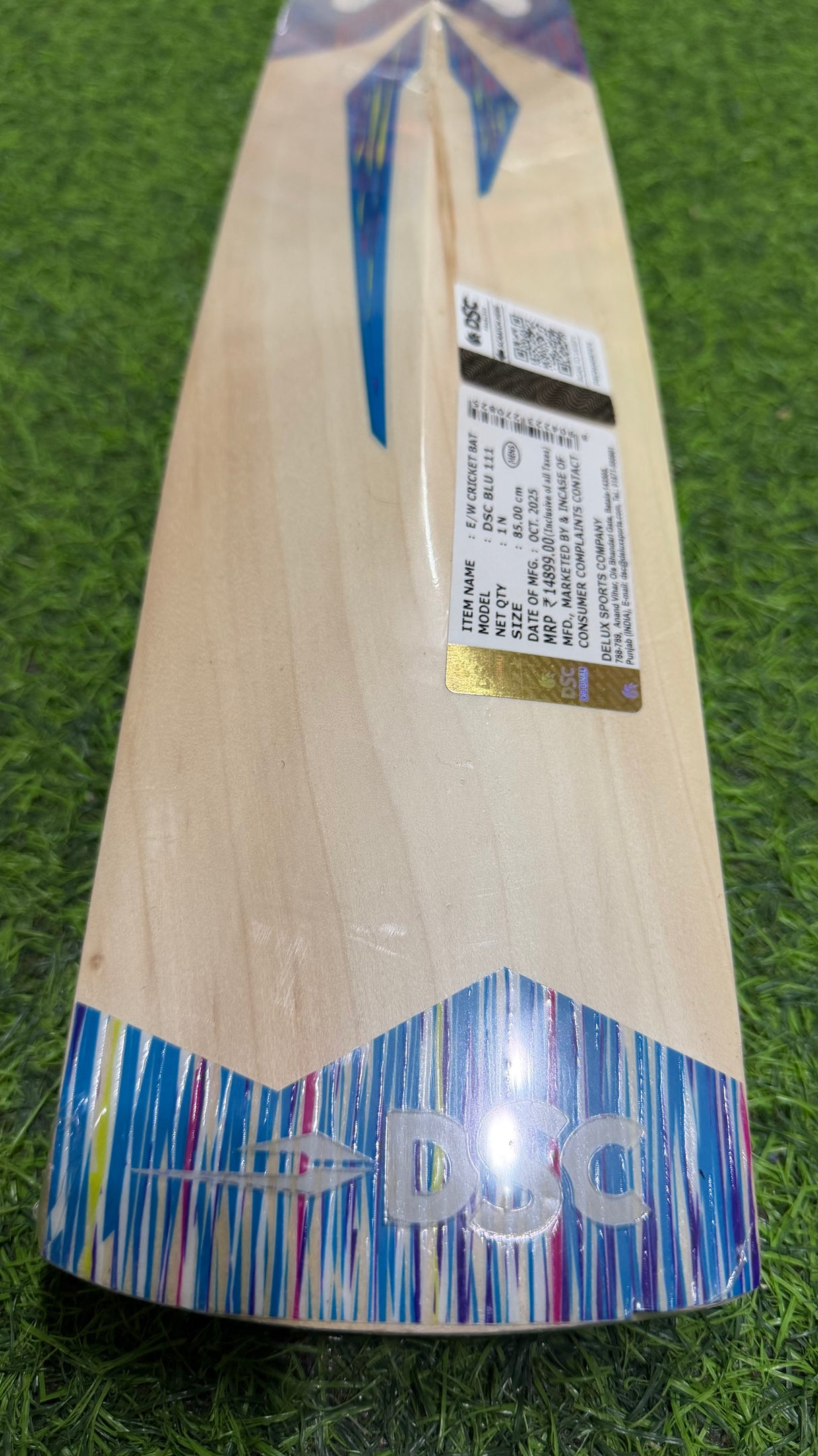DSC Blu 111 Supreme English willow Cricket Bat - 7 Grains - 1225g