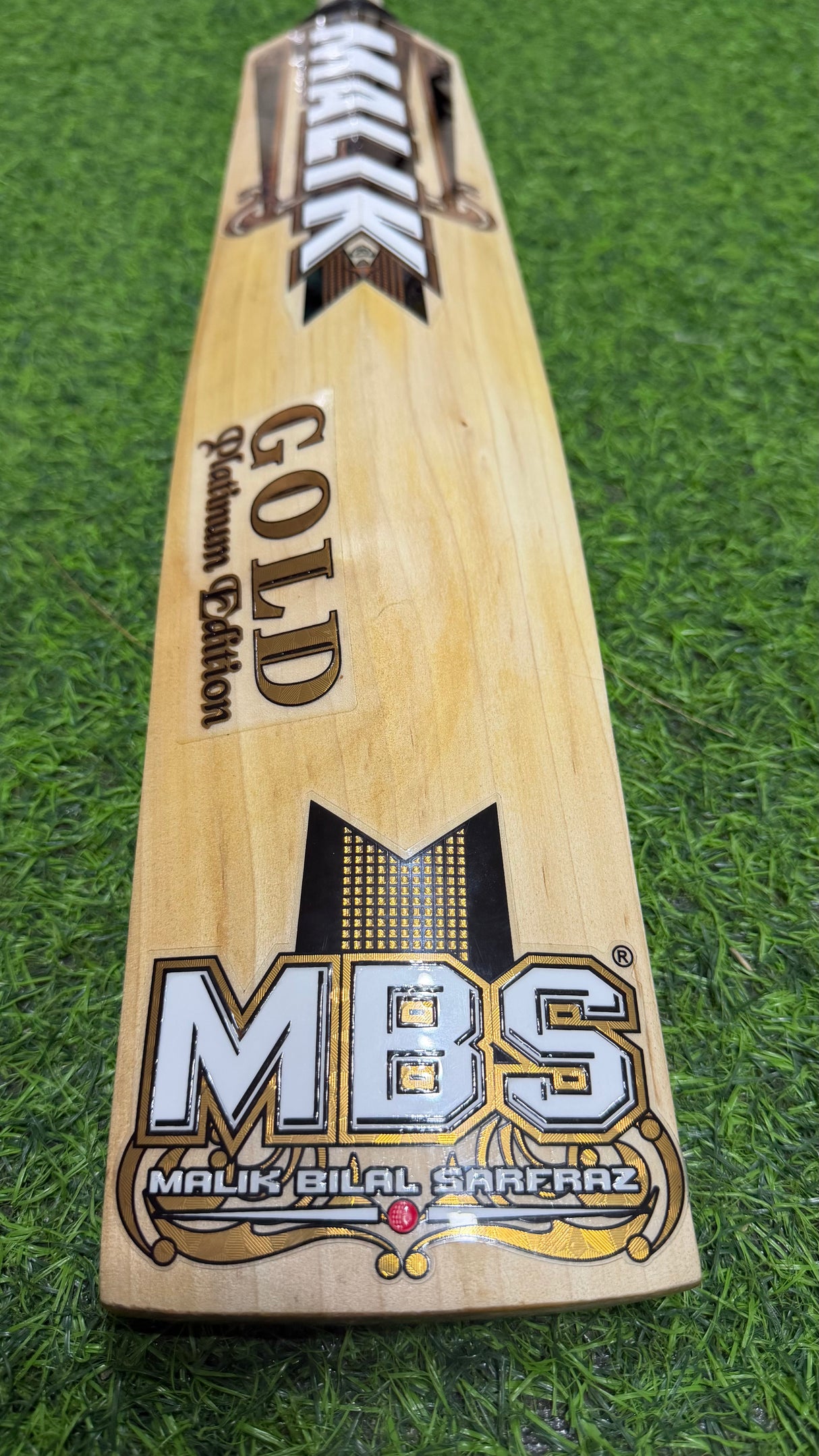 MB MALIK GOLD PLATINUM English Willow Cricket Bat 9 Grains -1252g