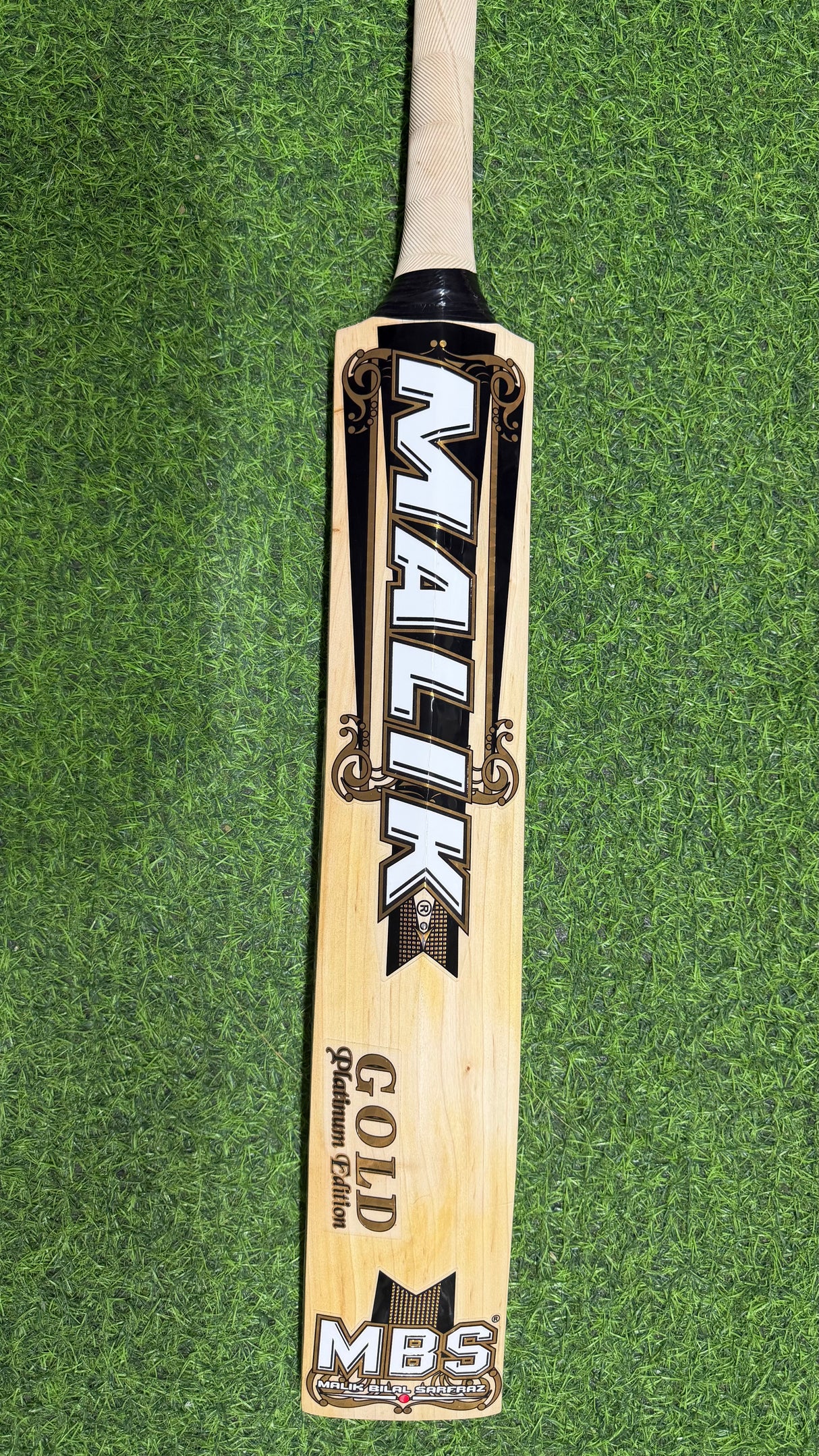 MB MALIK GOLD PLATINUM English Willow Cricket Bat 9 Grains -1252g