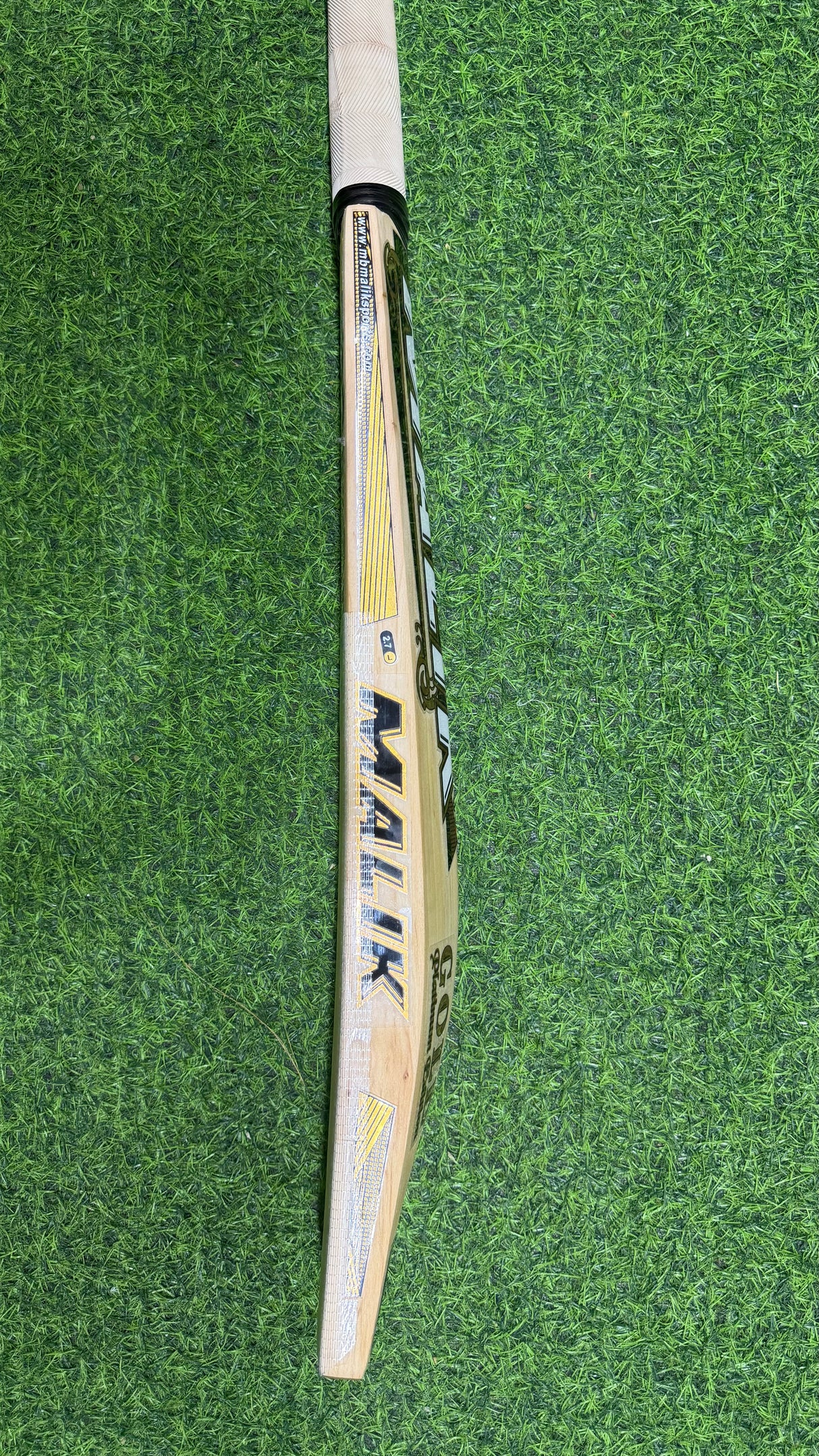 MB MALIK GOLD PLATINUM English Willow Cricket Bat 9 Grains -1252g