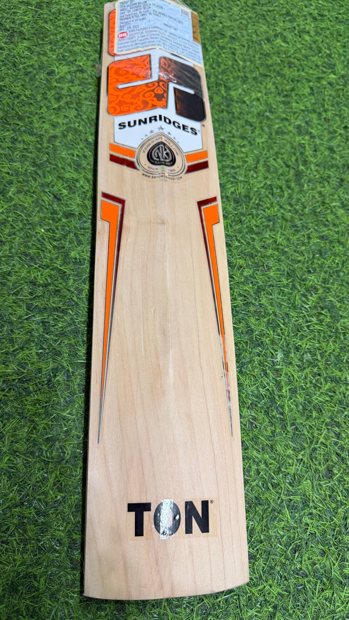 SS Ravindra Jadeja Kashmir willow Cricket Bat | 1350 Grams ( 2.9 lb )