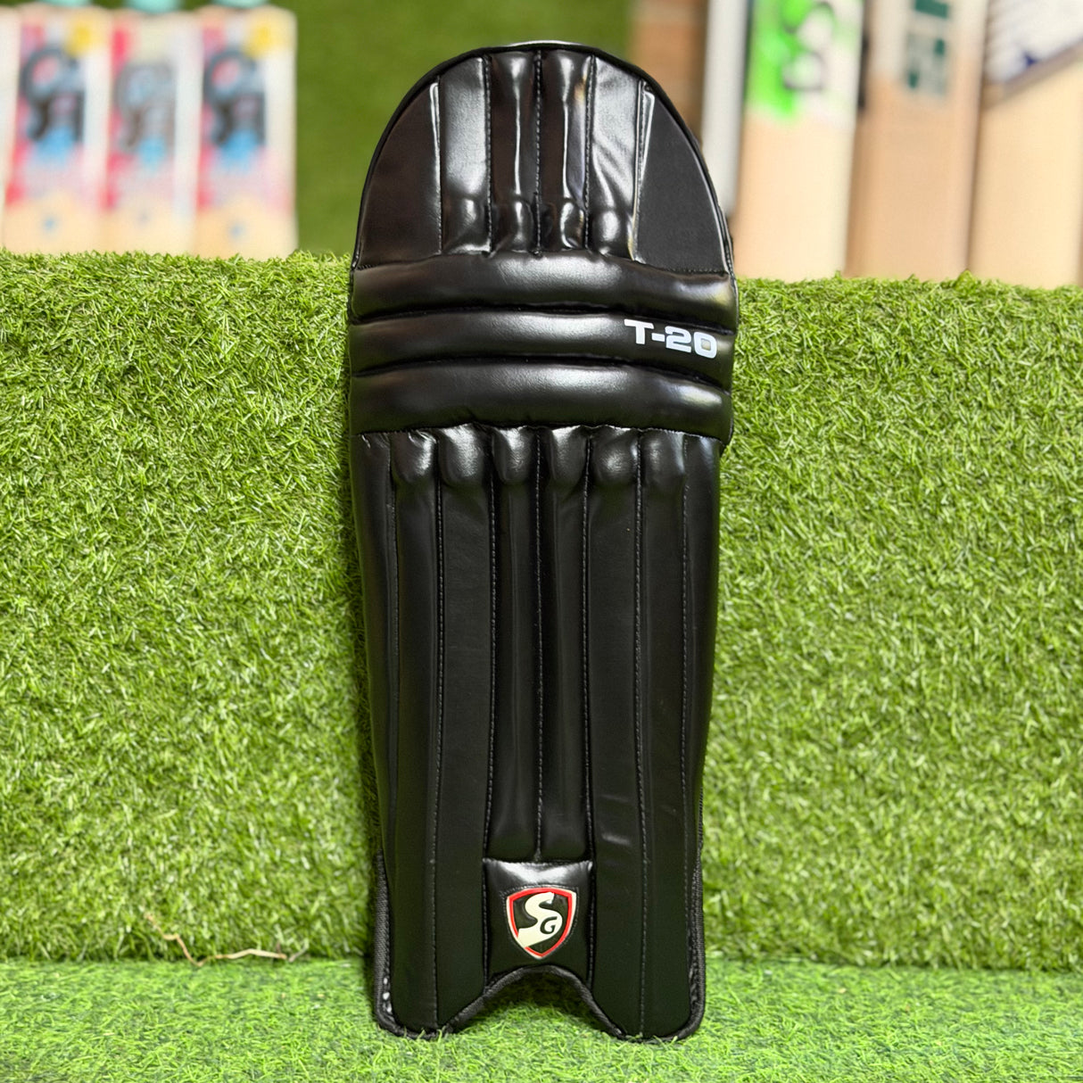 SG T-20 Cricket Batting Pads - Junior-Black